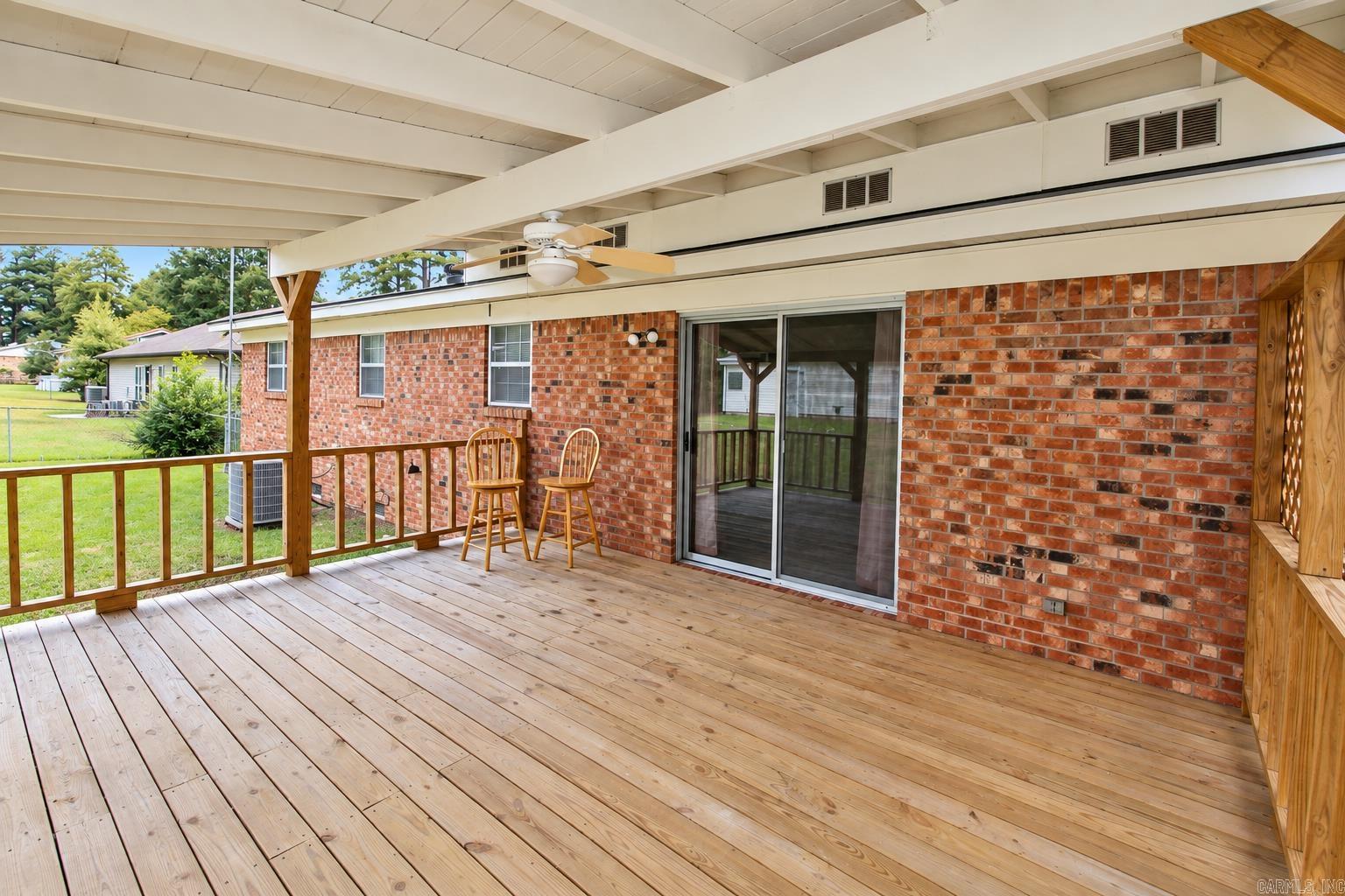 725 Reynold Property Photo 5