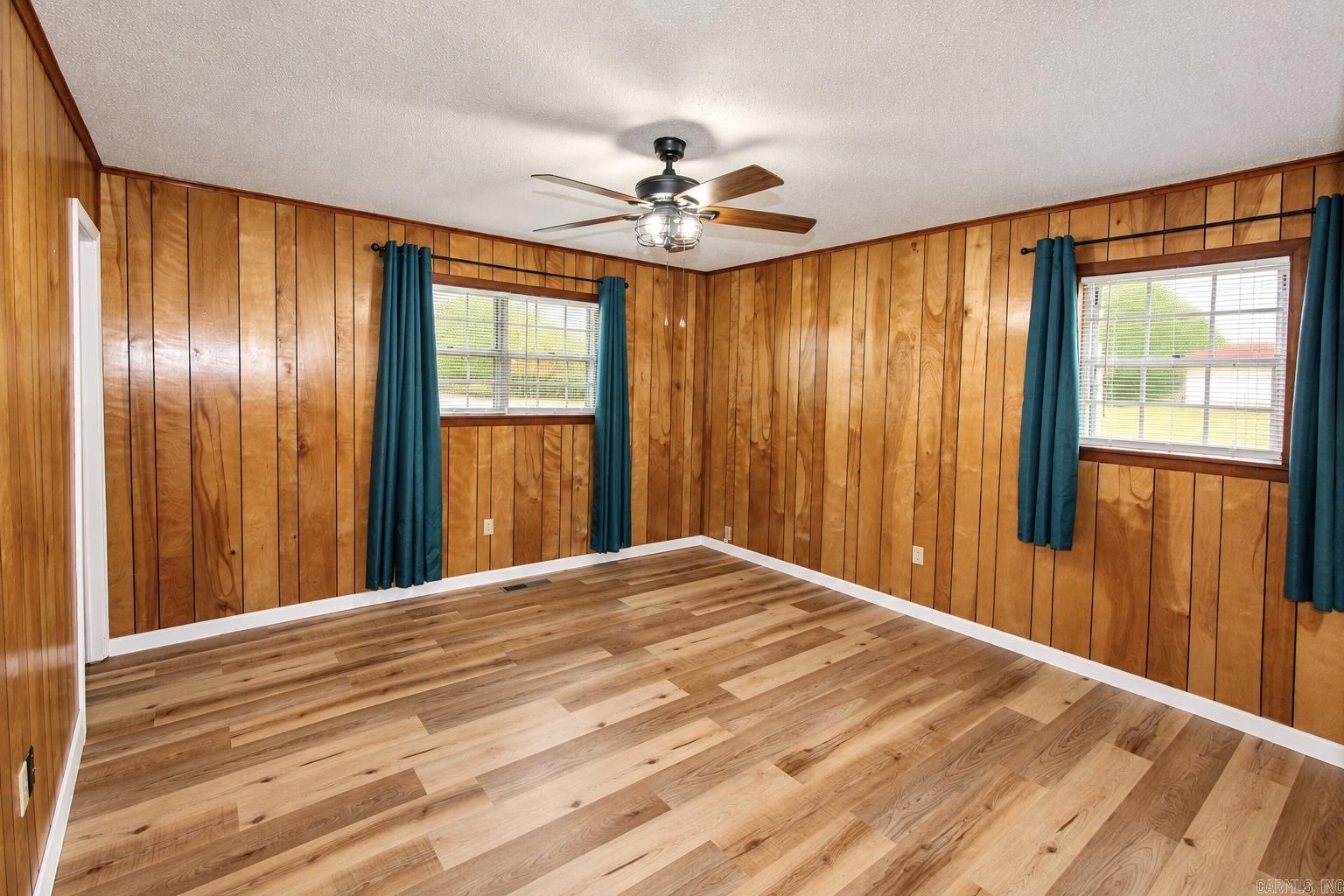 725 Reynold Property Photo 23