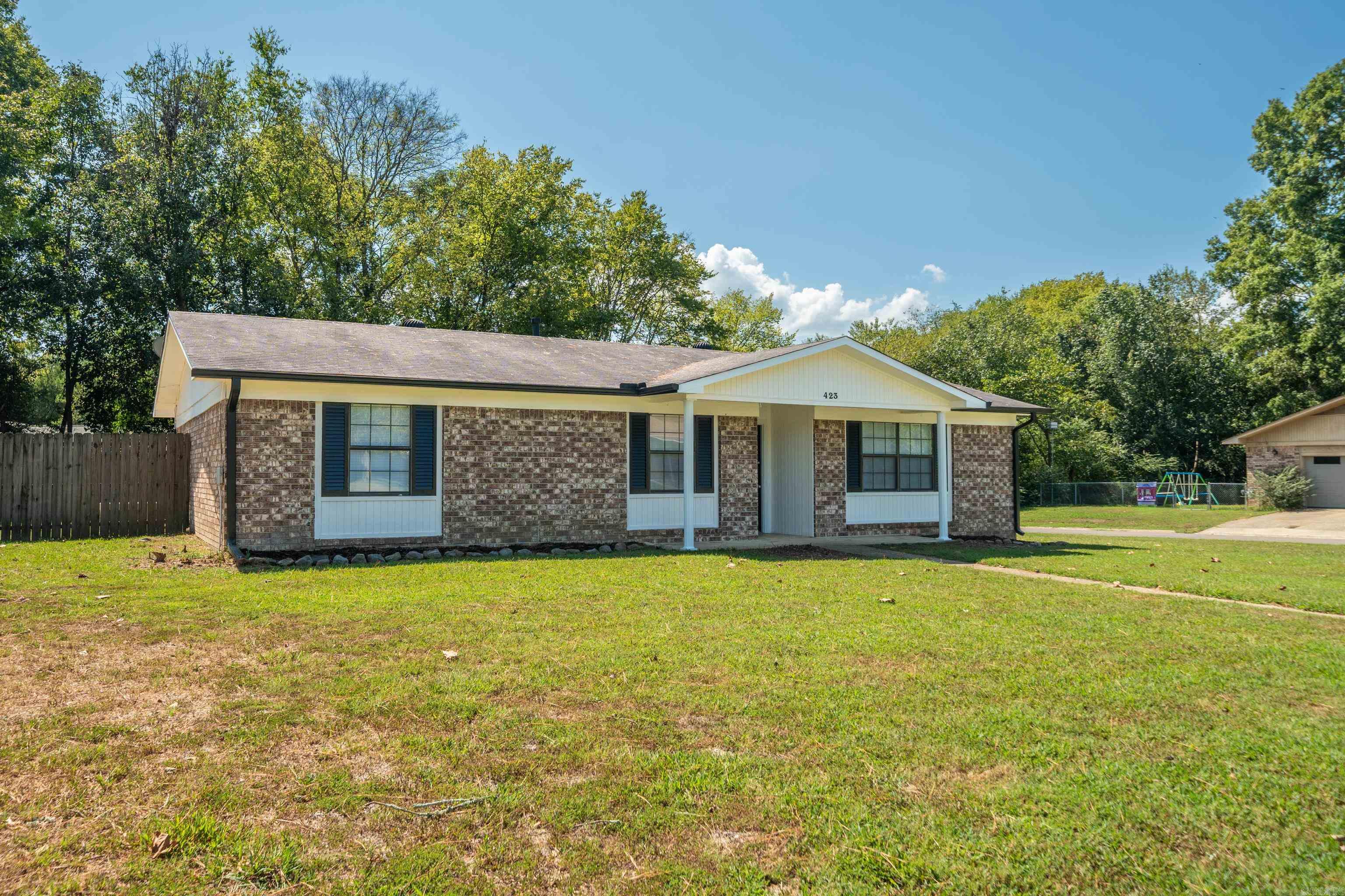 423 Pine Meadows Loop Property Photo 2