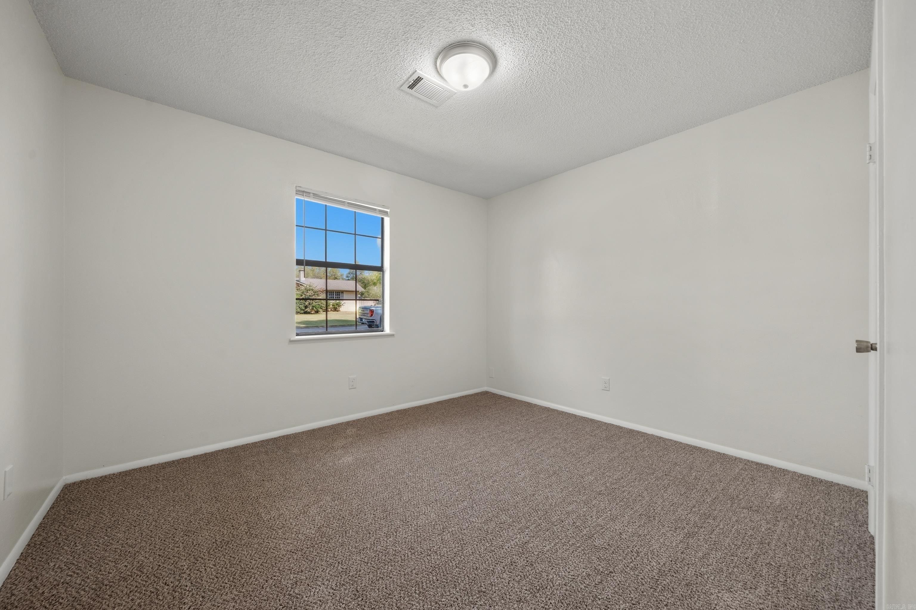 423 Pine Meadows Loop Property Photo 30