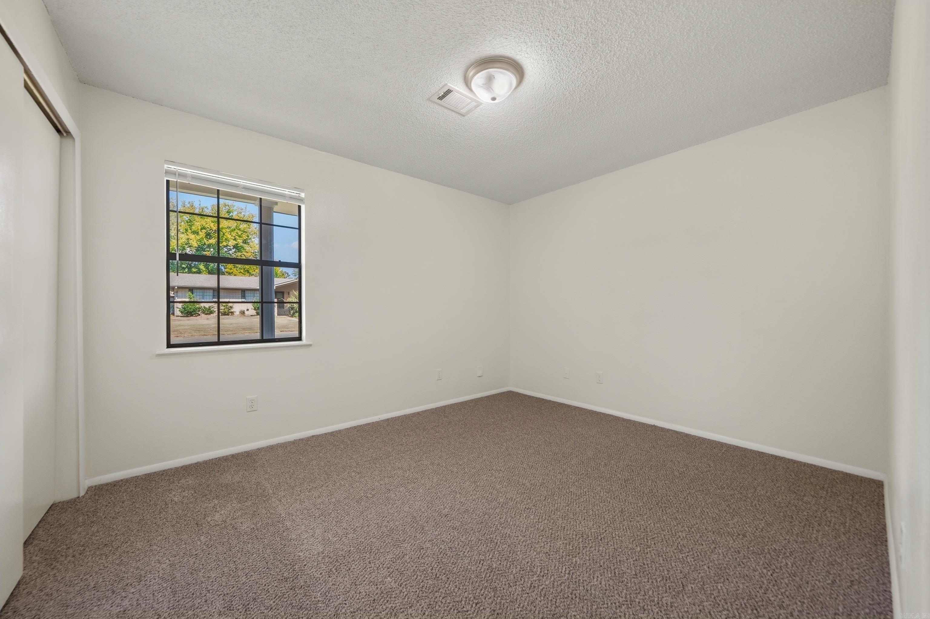 423 Pine Meadows Loop Property Photo 33