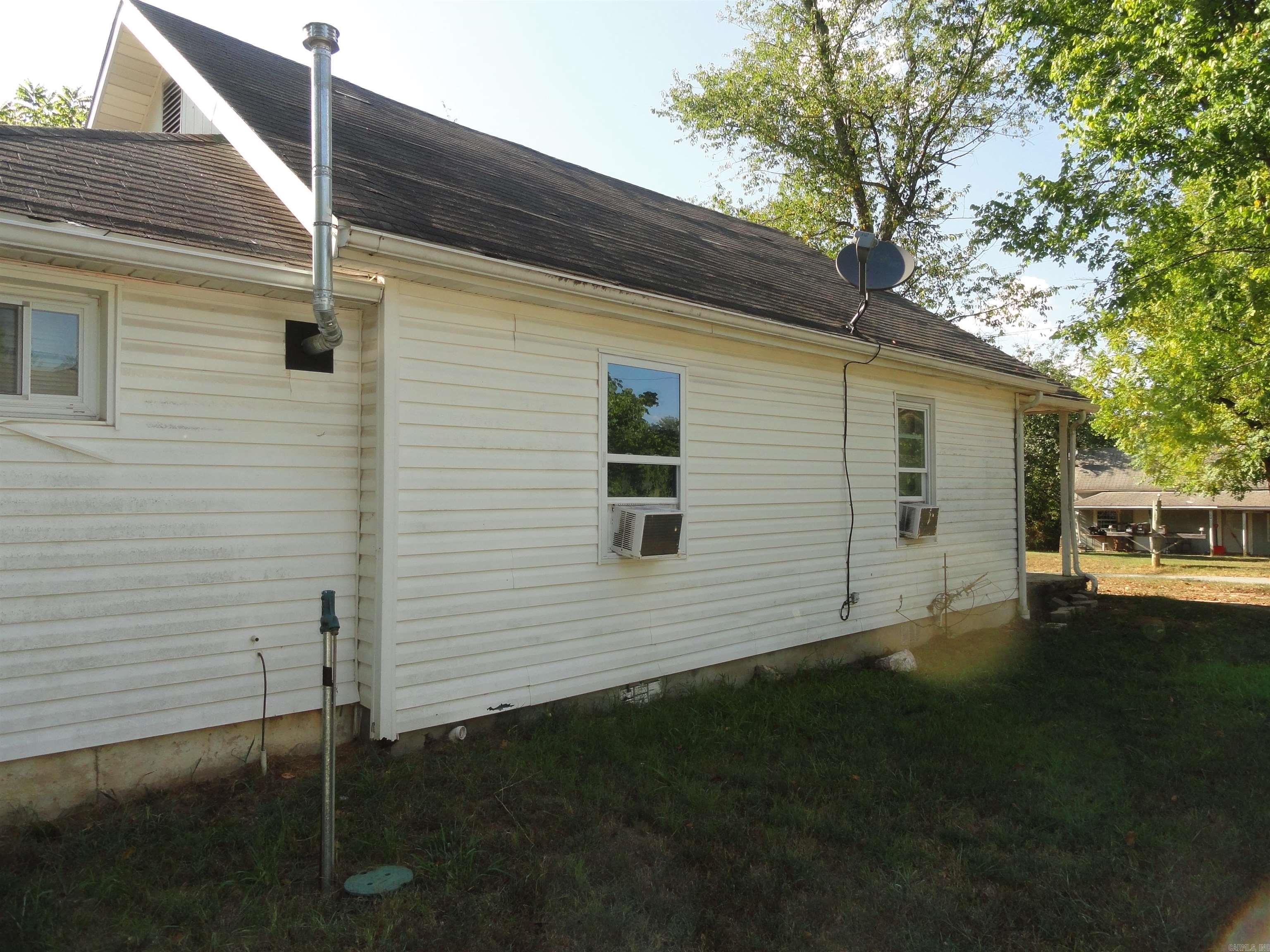 225 Tennyson Street Property Photo 12