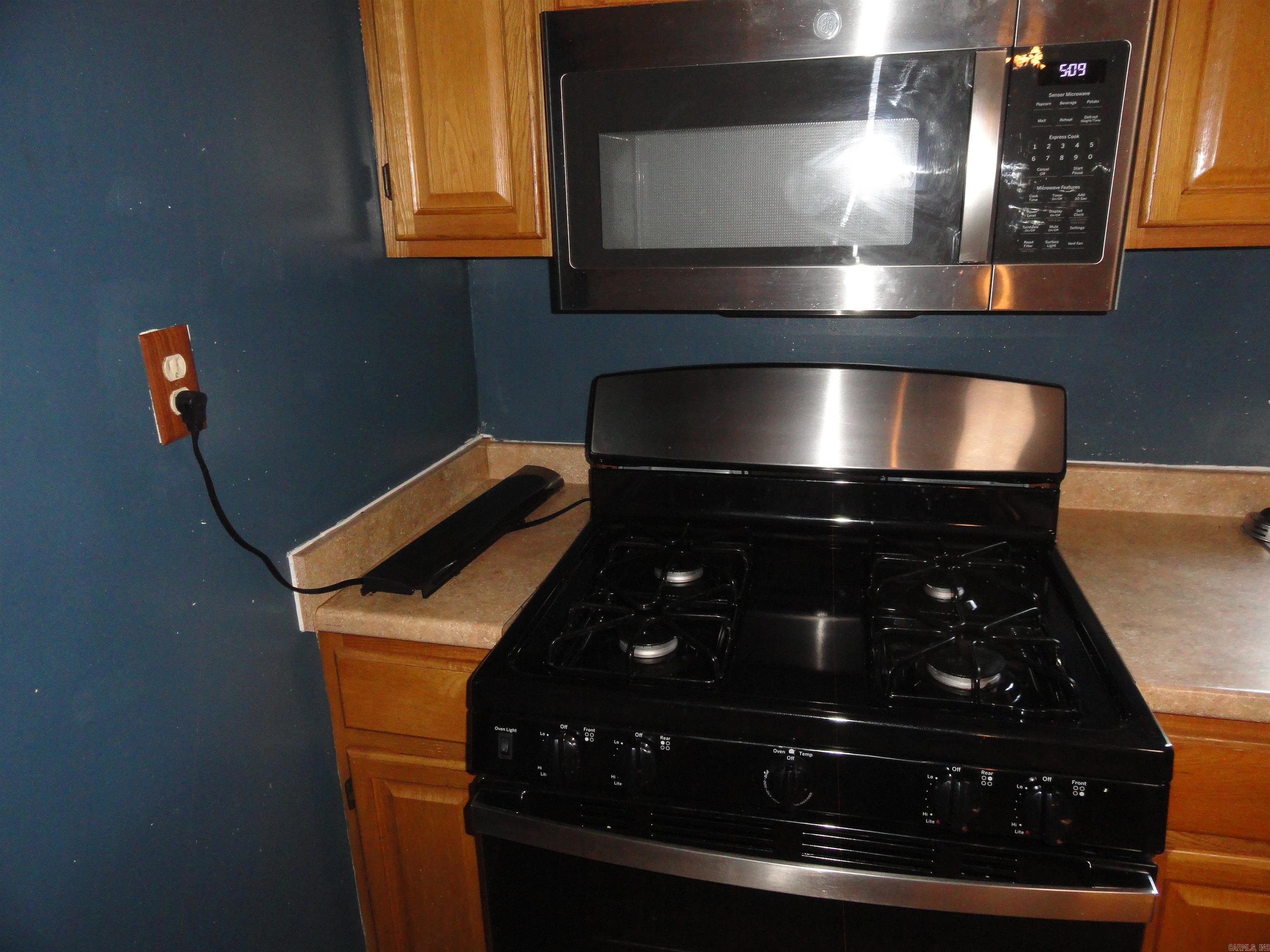 225 Tennyson Street Property Photo 33