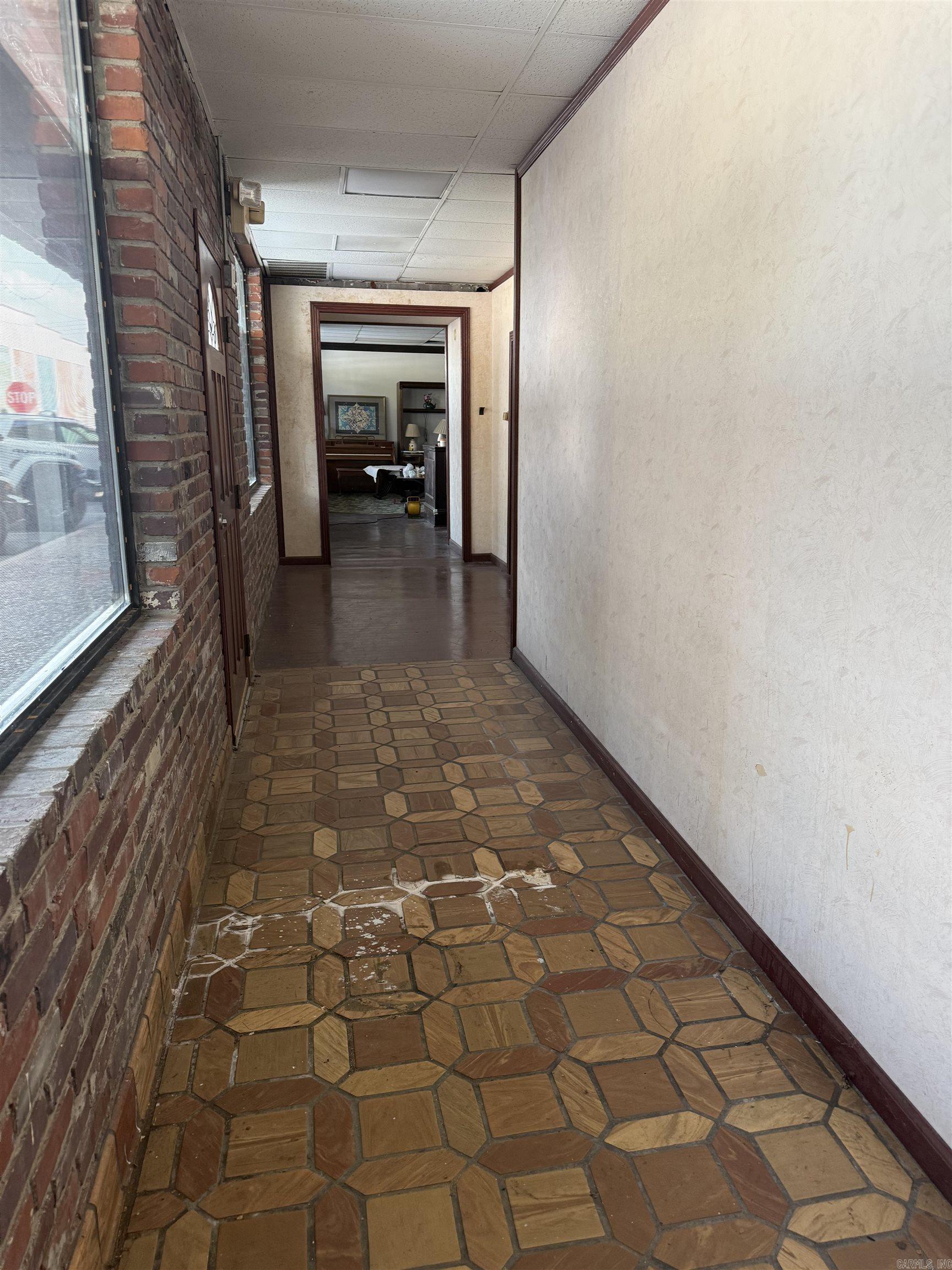 303 & 305 N Spruce Street Property Photo 6