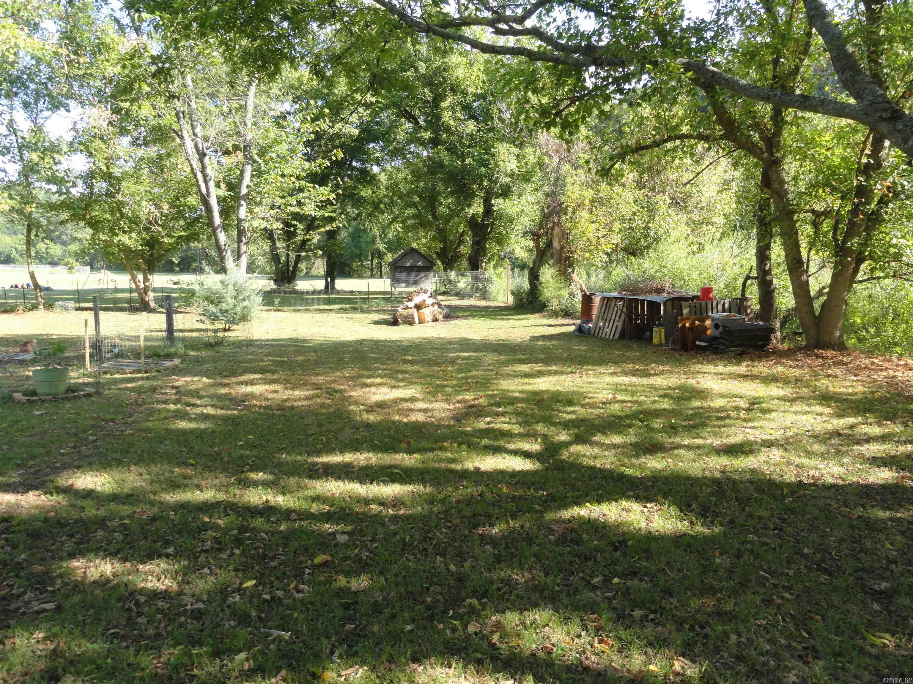 104 Limestone Street Property Photo 8