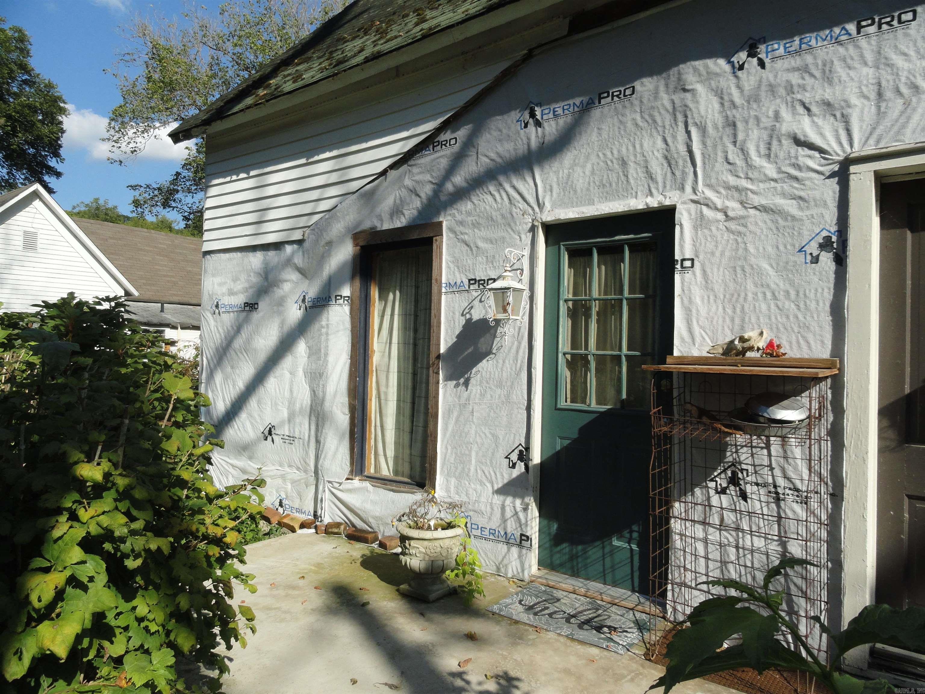 104 Limestone Street Property Photo 11