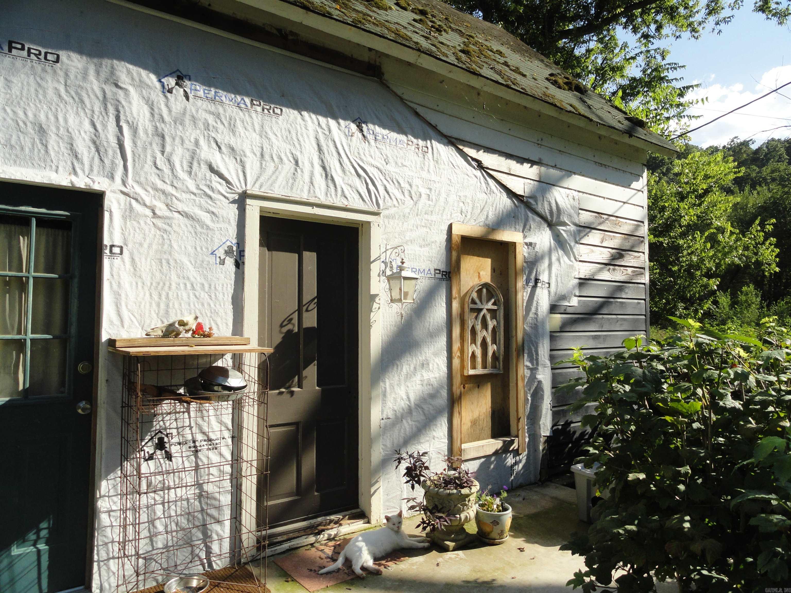 104 Limestone Street Property Photo 12