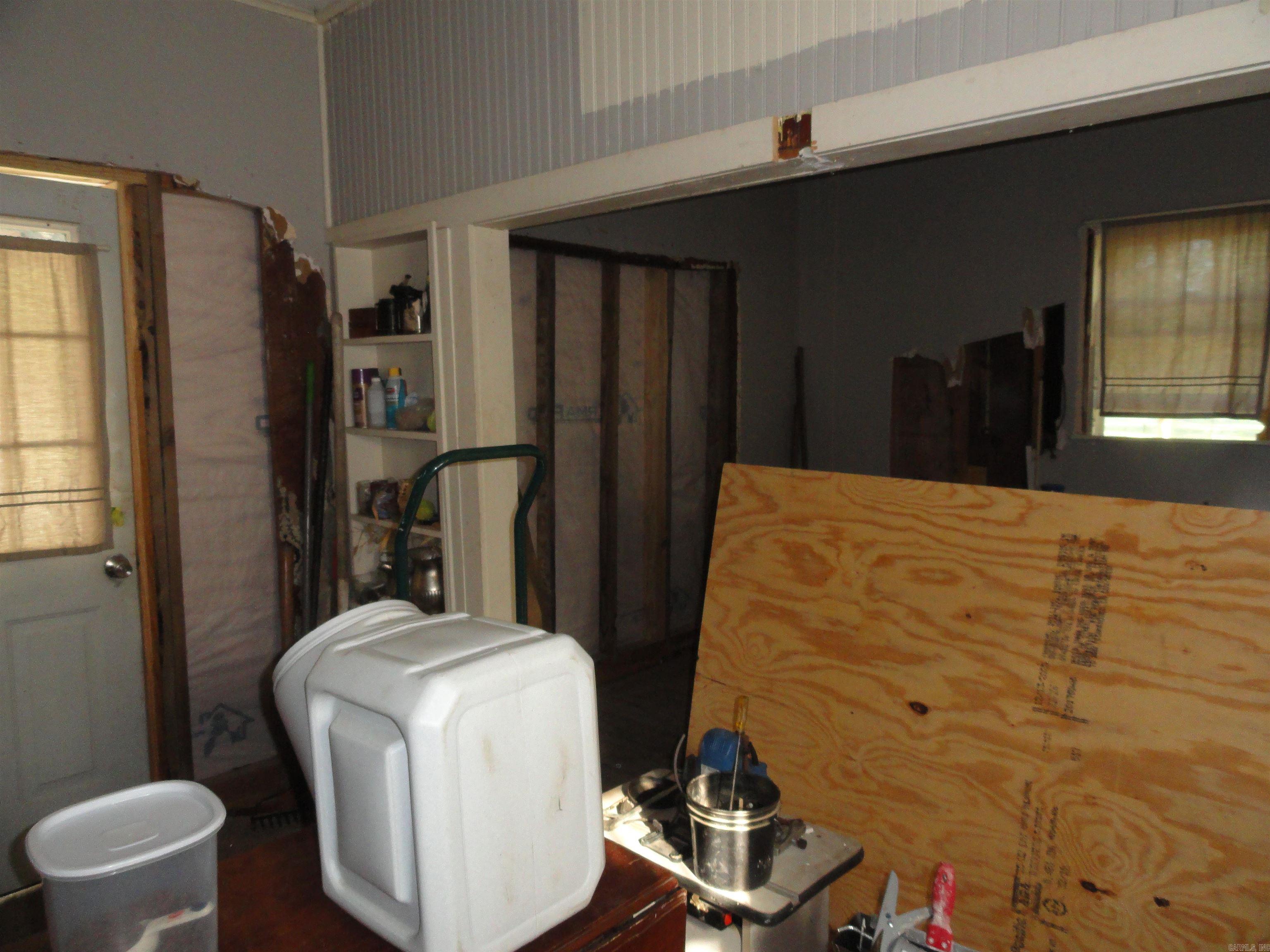 104 Limestone Street Property Photo 34