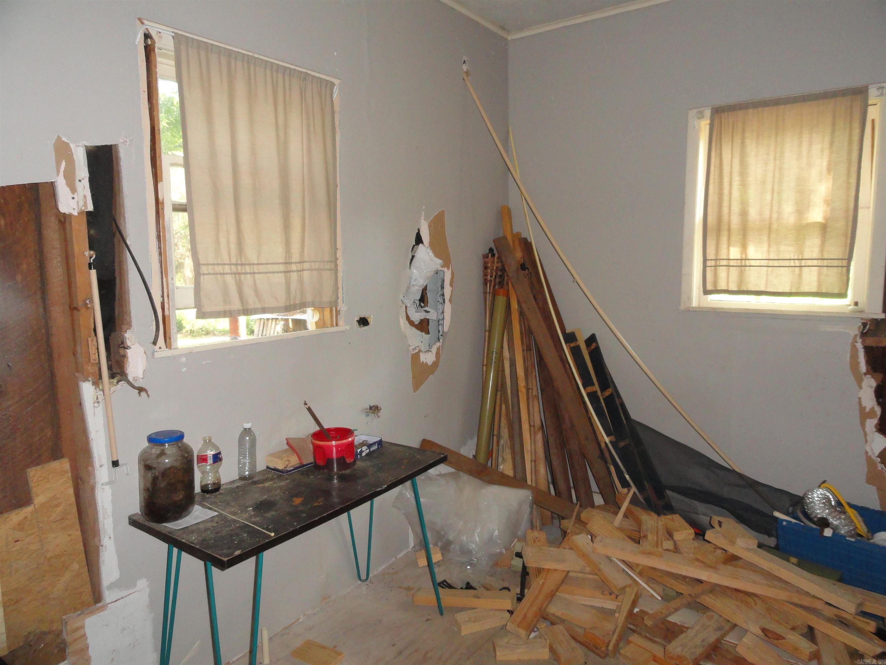 104 Limestone Street Property Photo 36