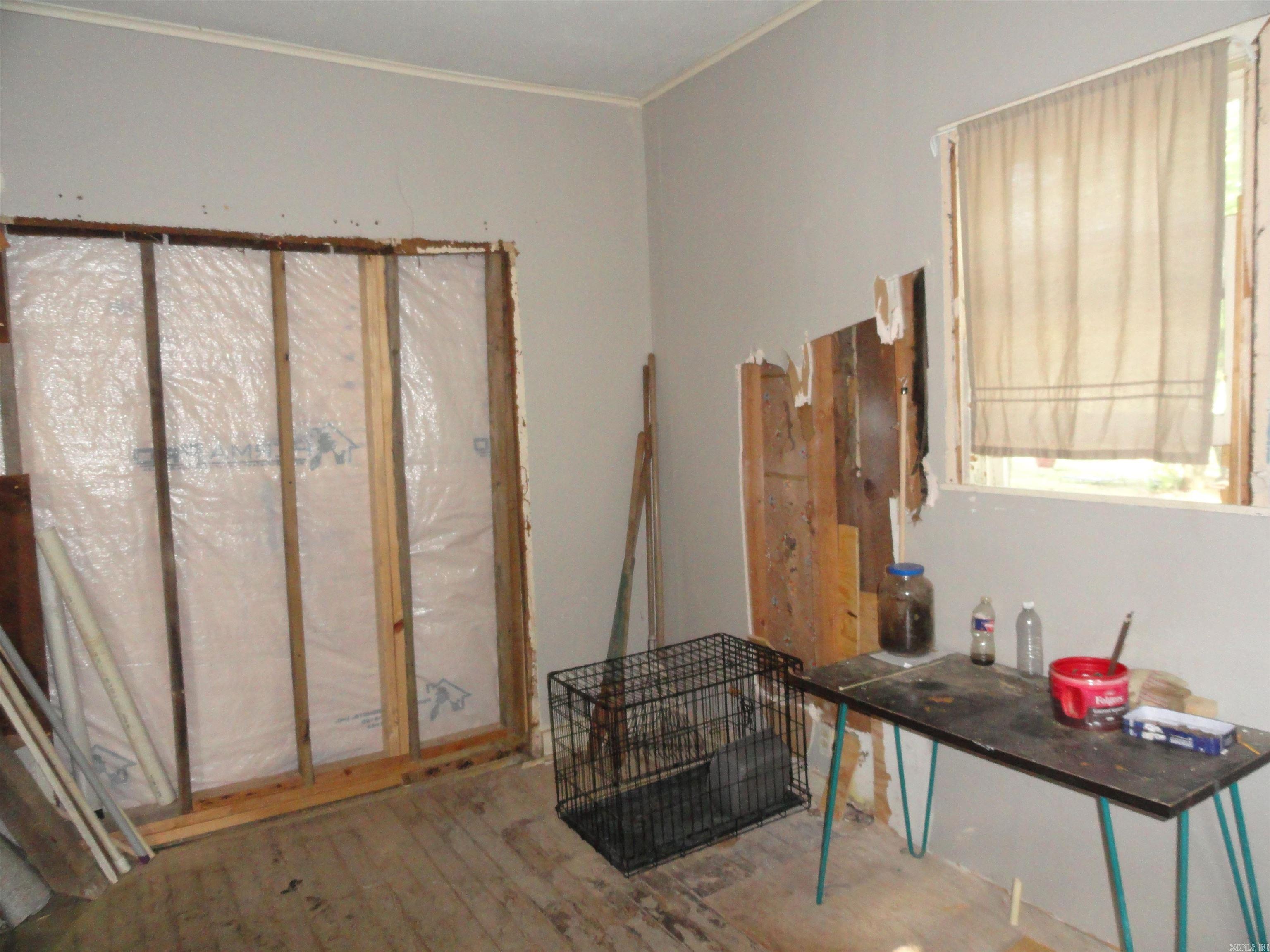 104 Limestone Street Property Photo 37
