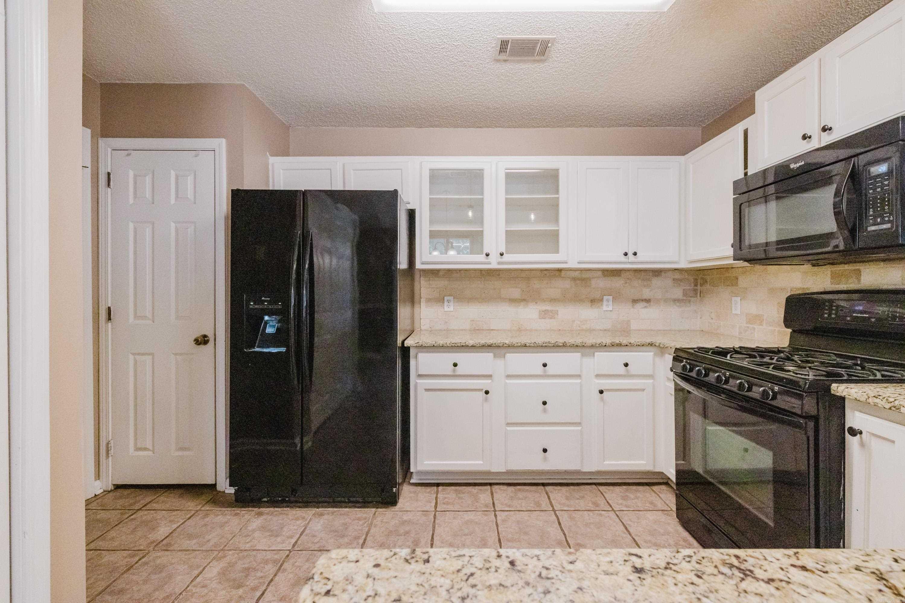 902 Weatherford Property Photo 14