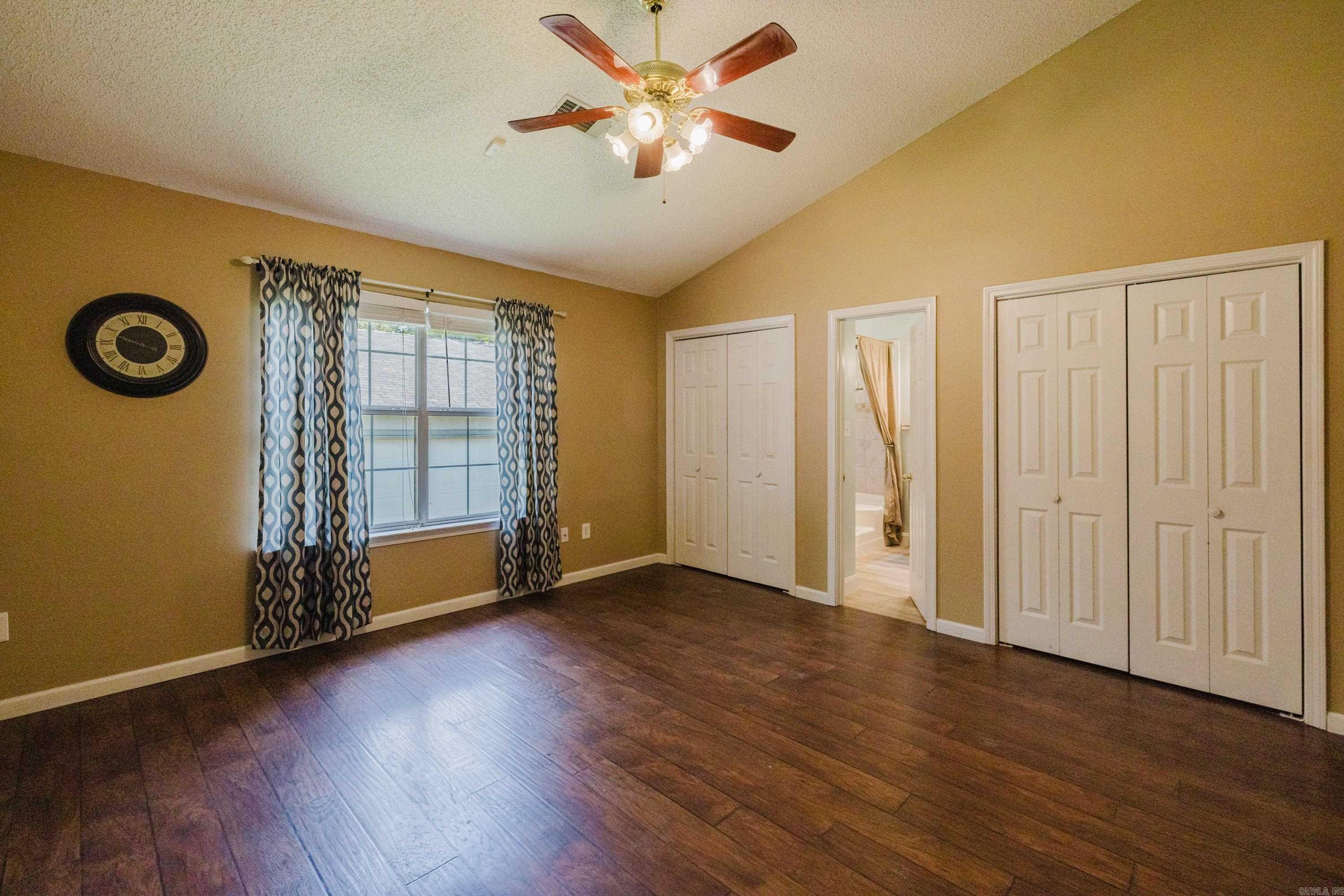 902 Weatherford Property Photo 18