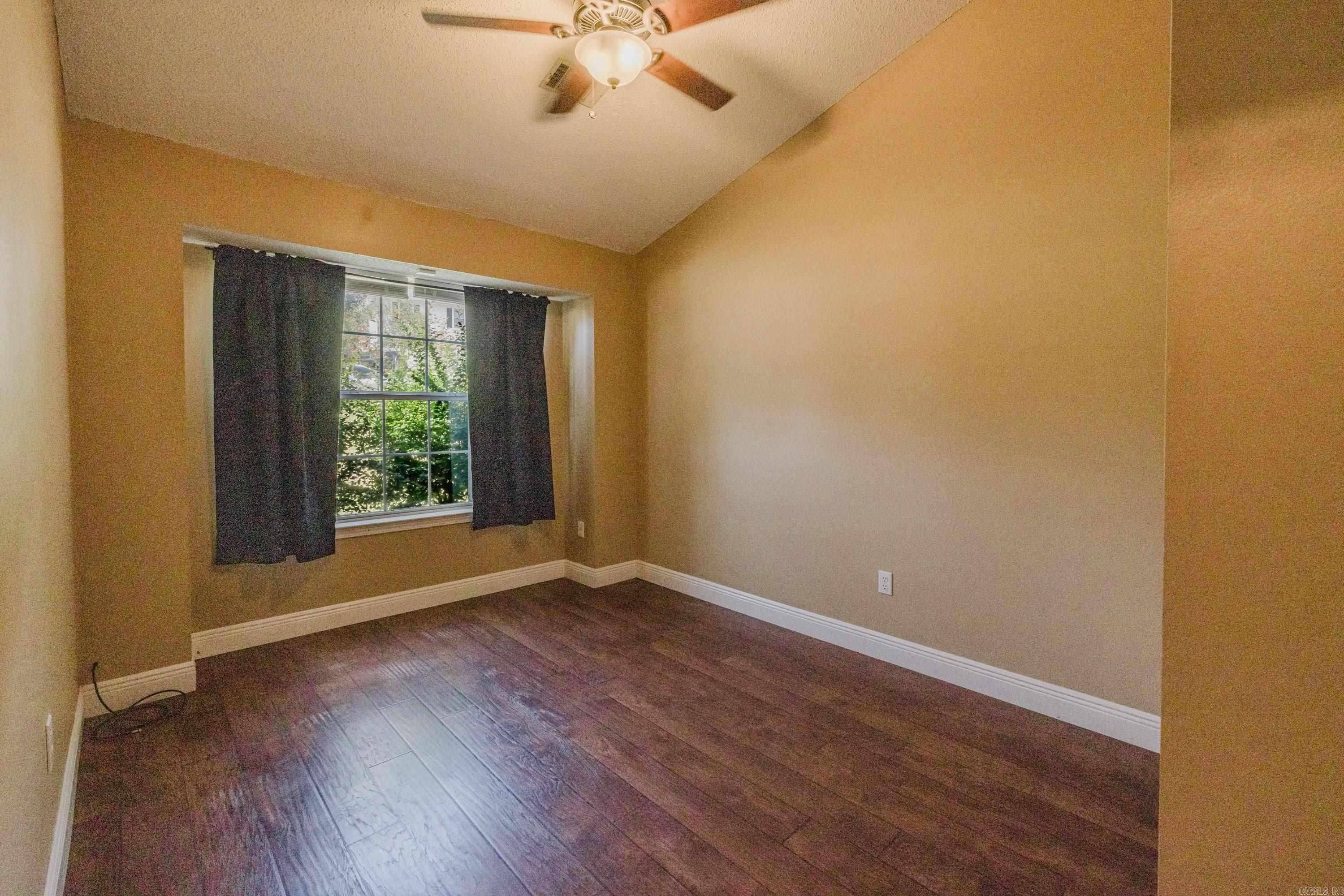 902 Weatherford Property Photo 26