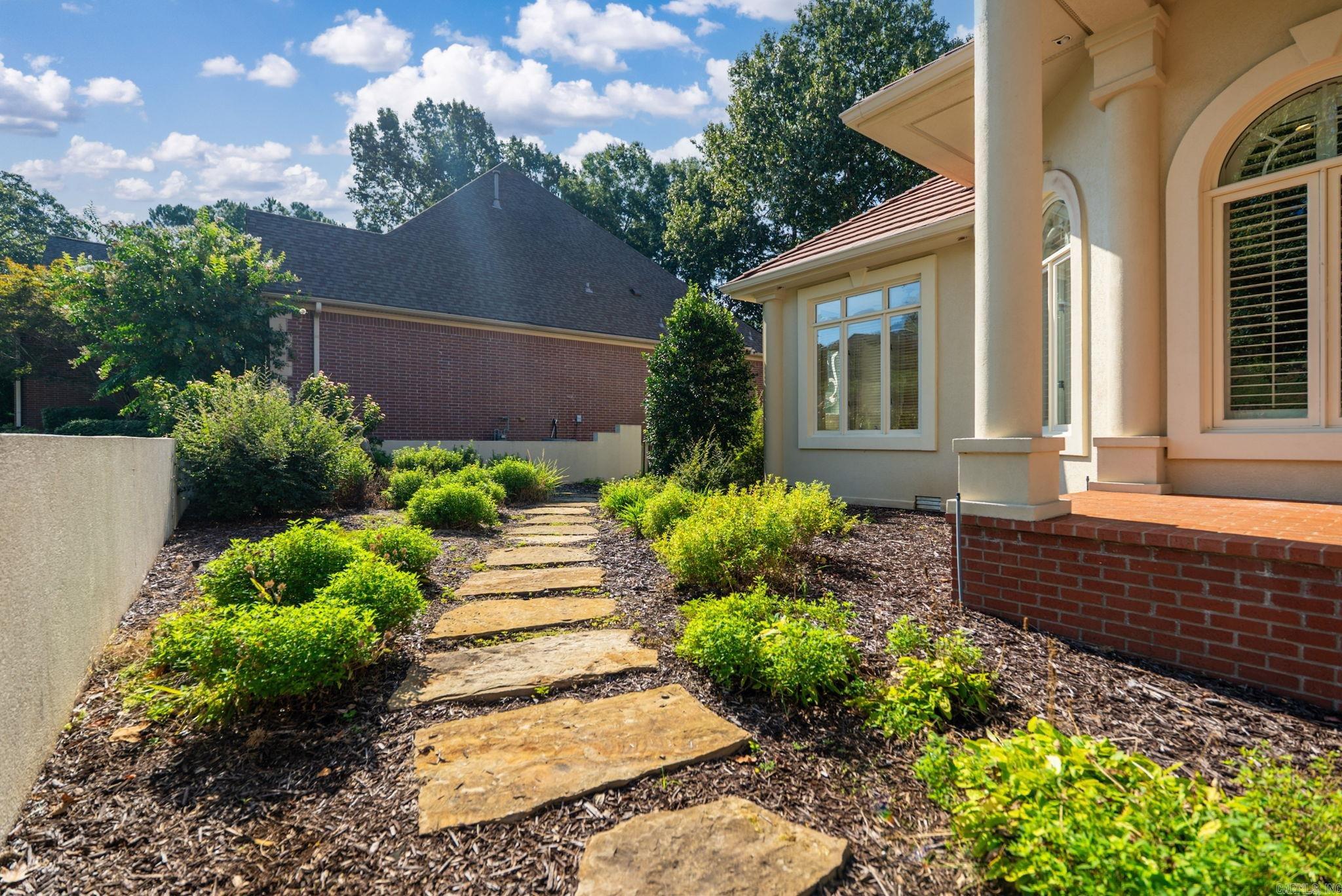 14607 Hinson Road Property Photo 6