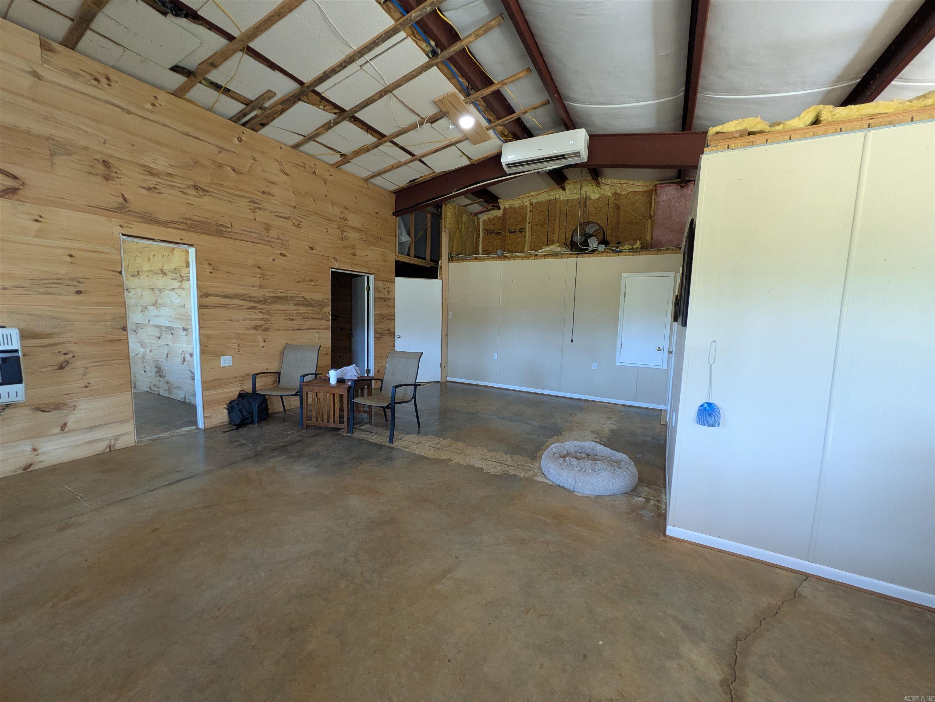 9445 County Road 5440 Property Photo 10