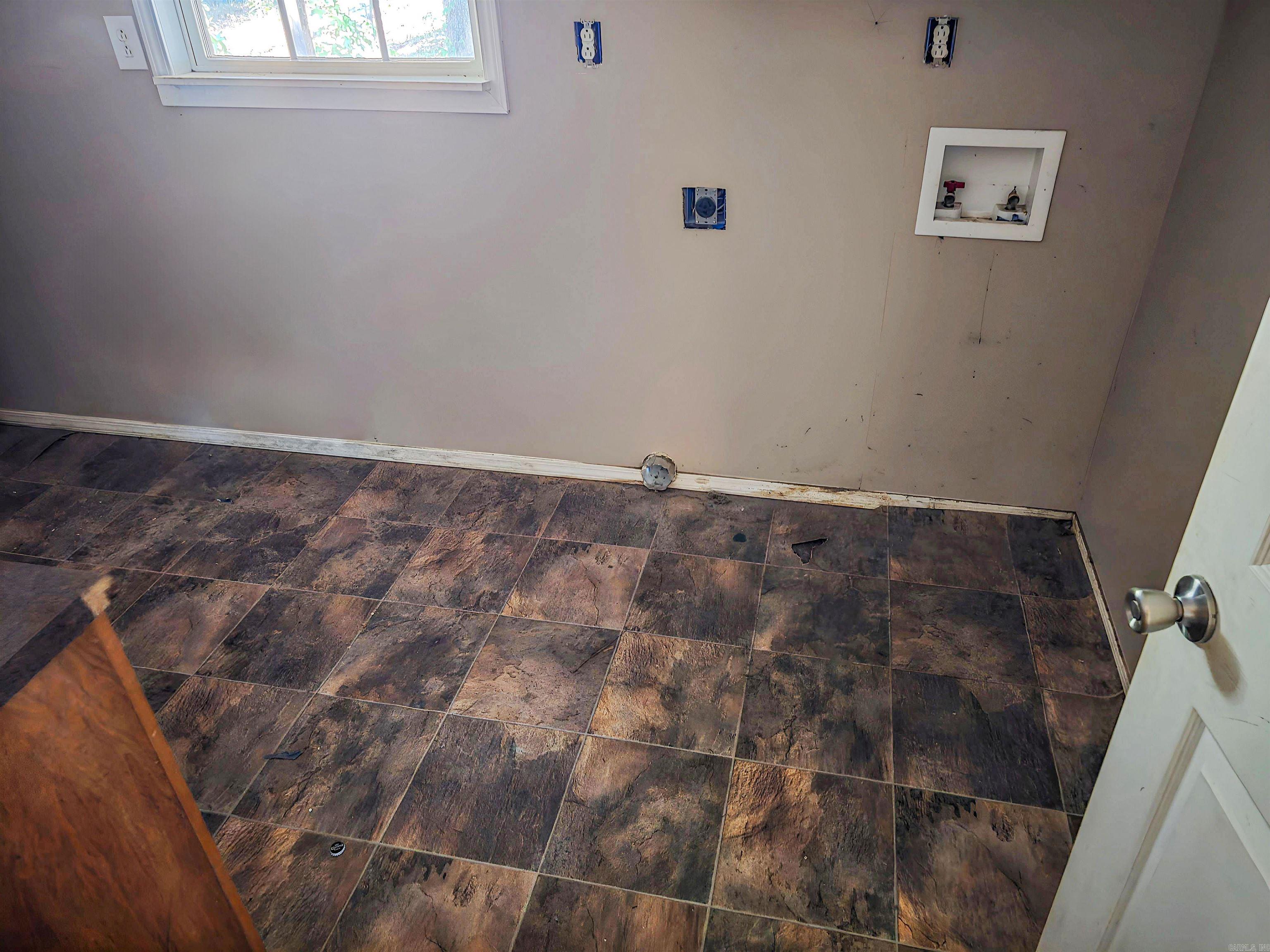 1386 Harmony Road Property Photo 9