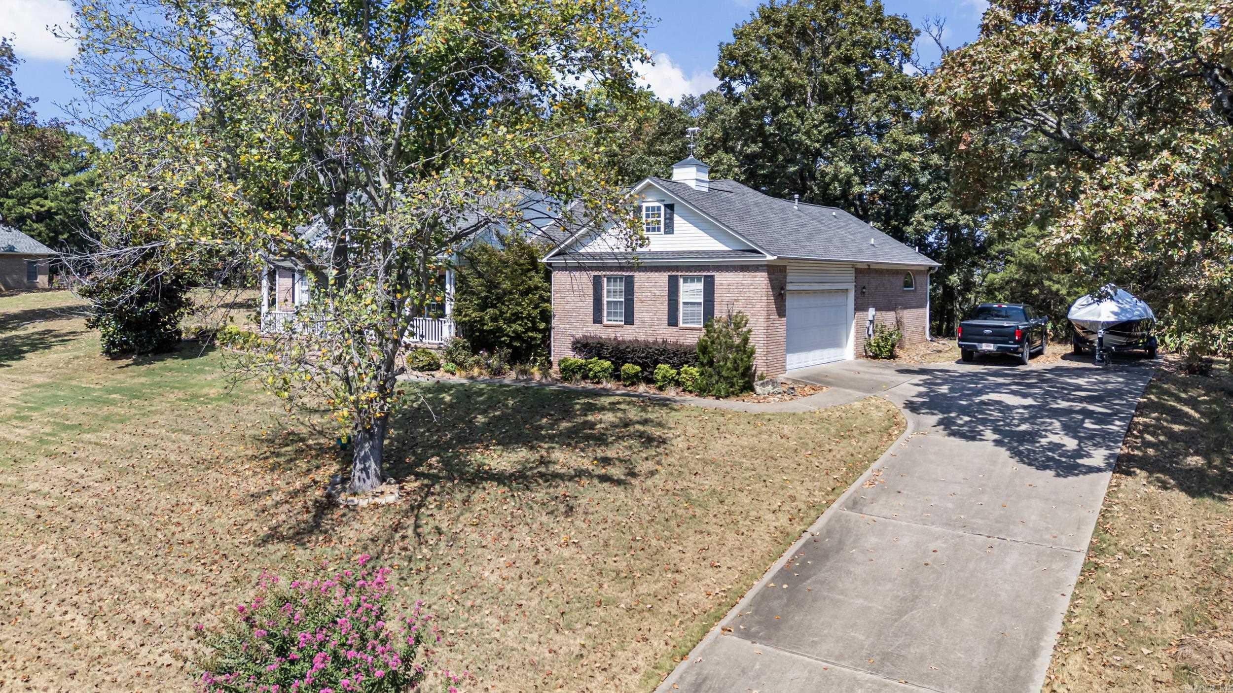 12 W Ridgeline Dr Property Photo 4