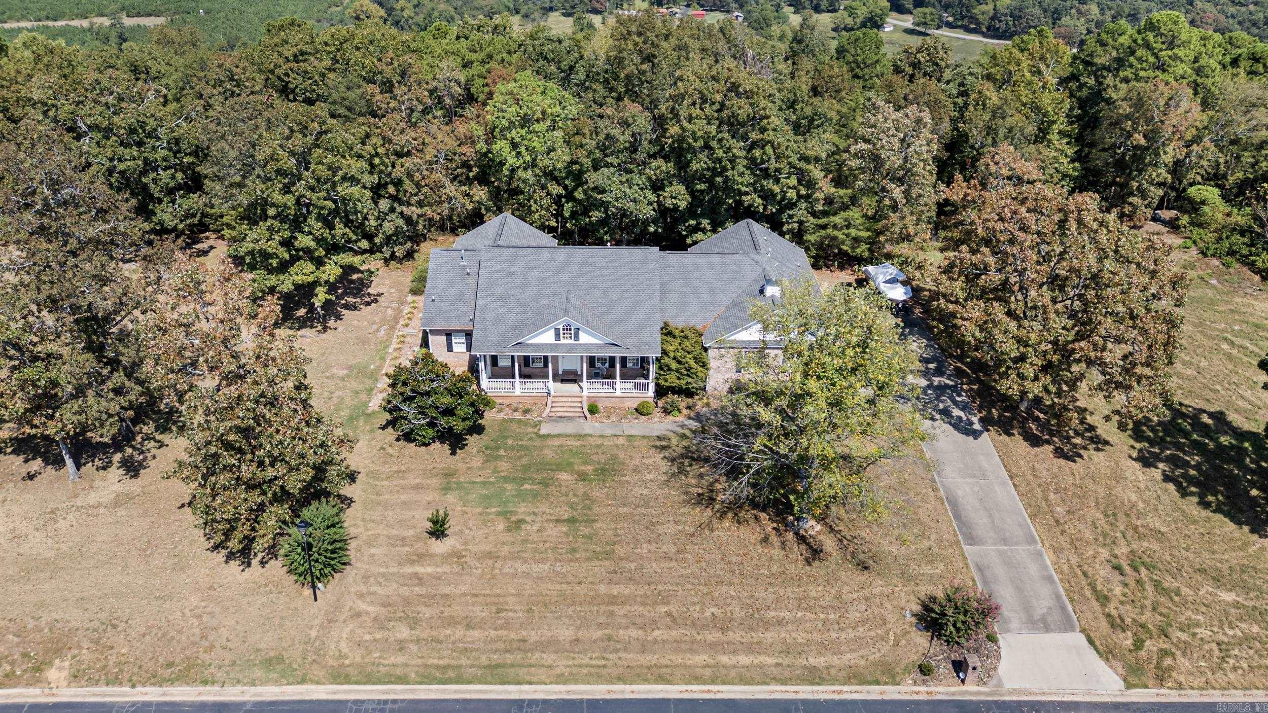 12 W Ridgeline Dr Property Photo 5