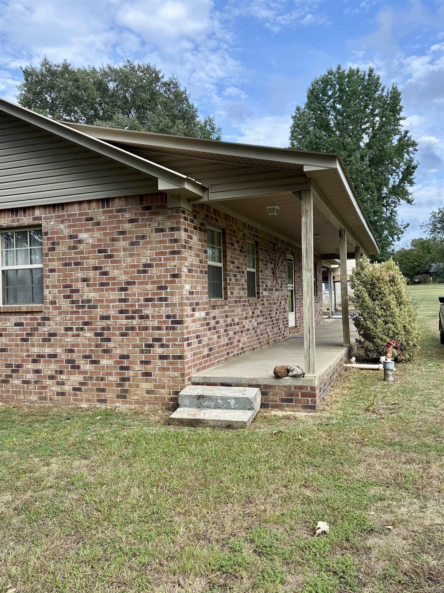 202 E Bennett St. Property Photo 14