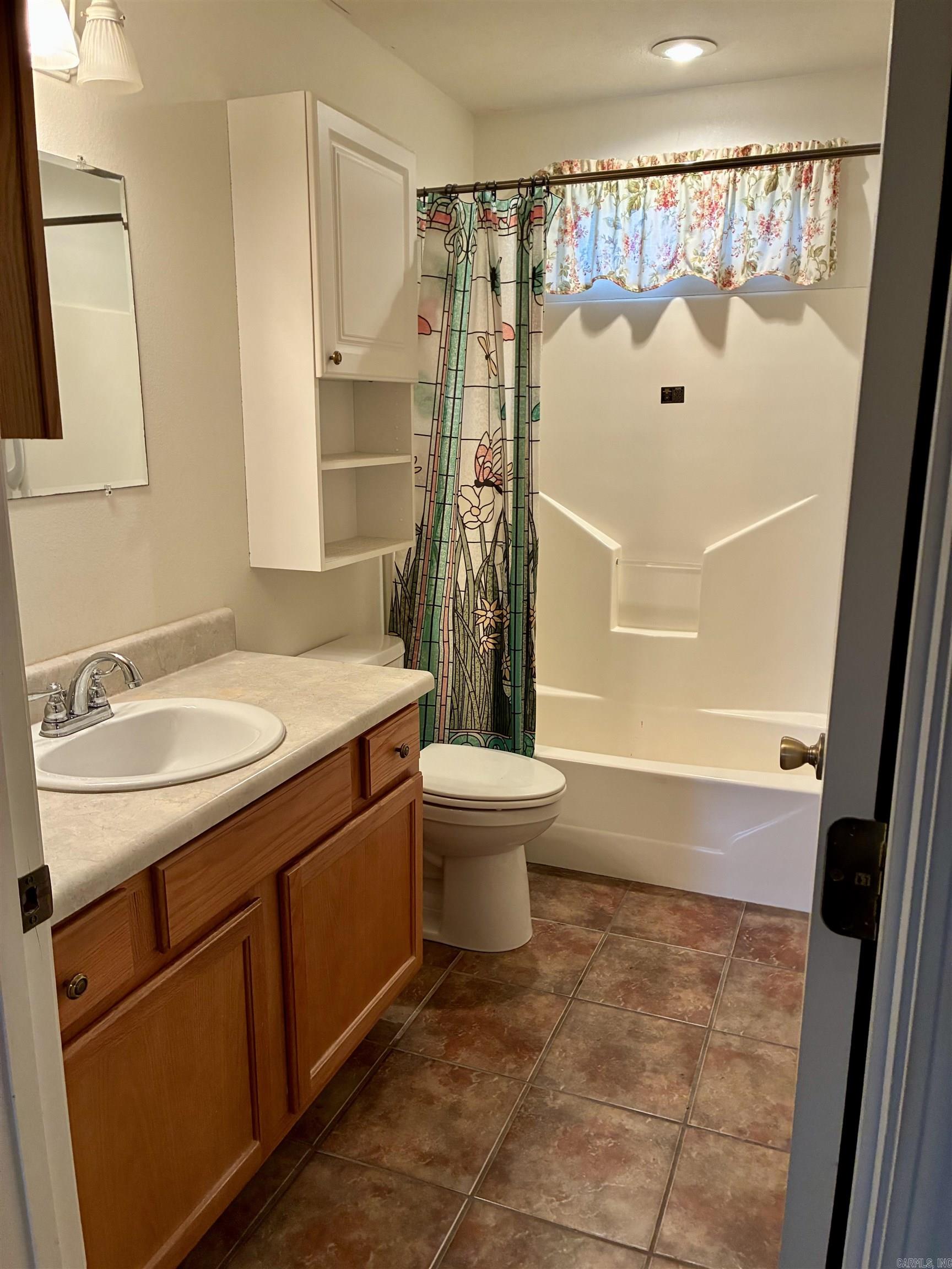 202 E Bennett St. Property Photo 22