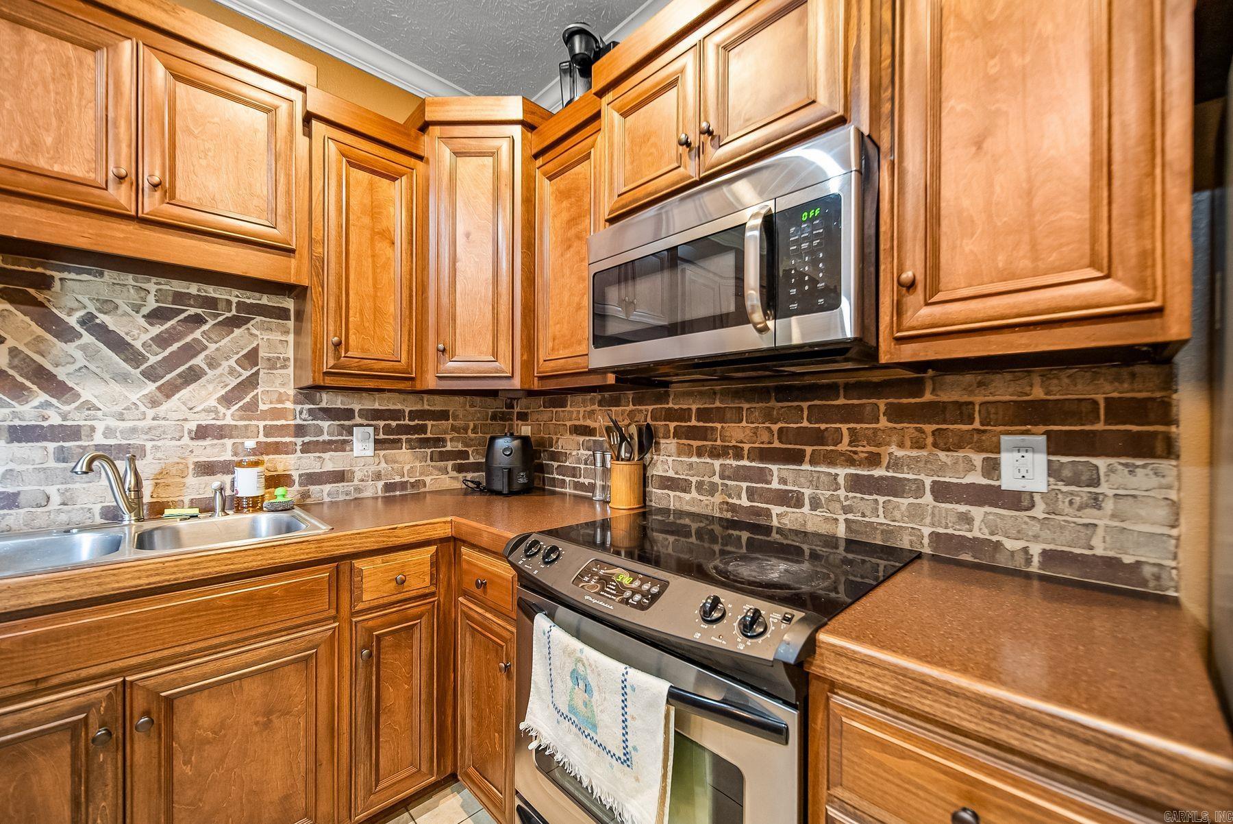 14 Oak Tree Circle Property Photo 15