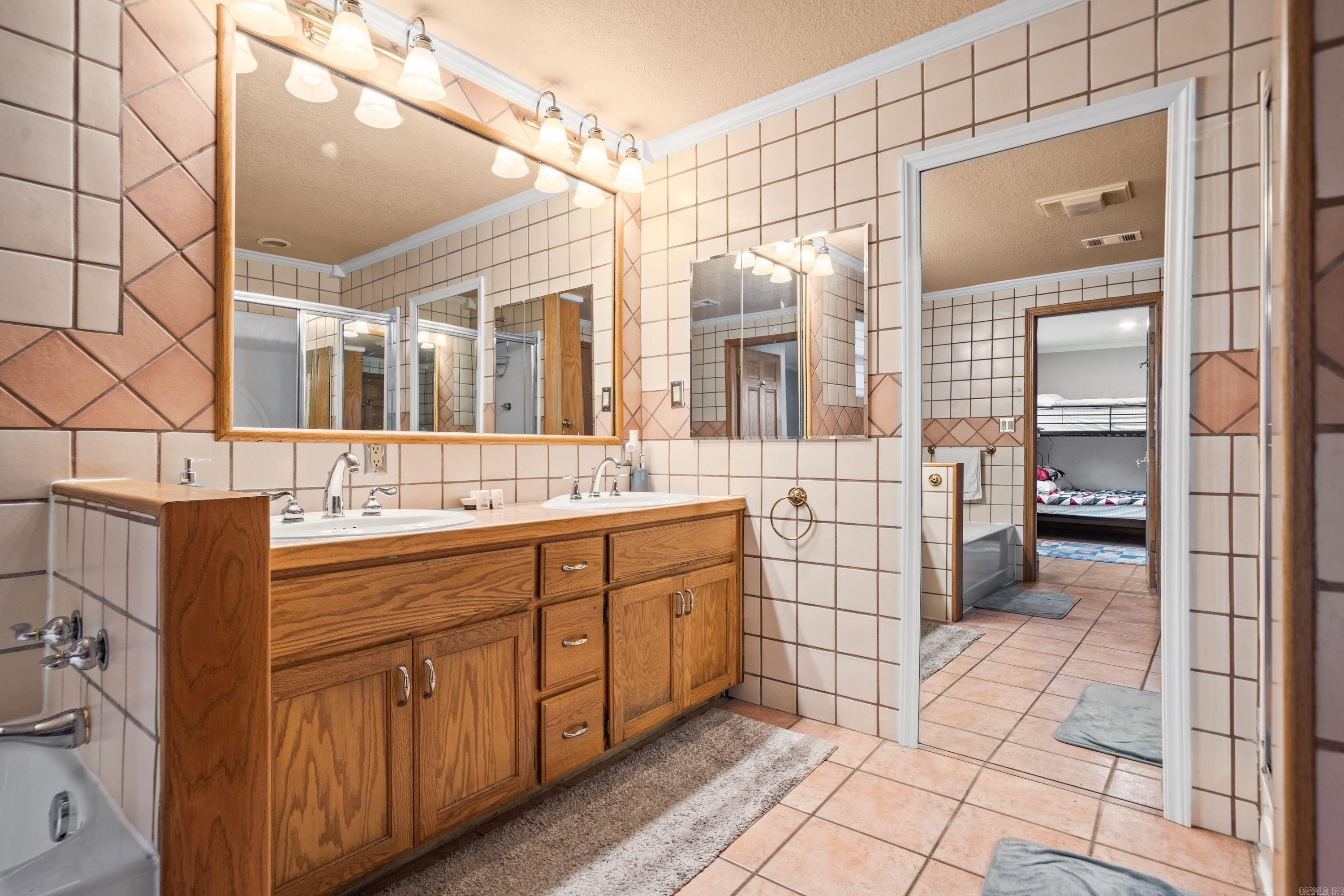 120 Butler Property Photo 10