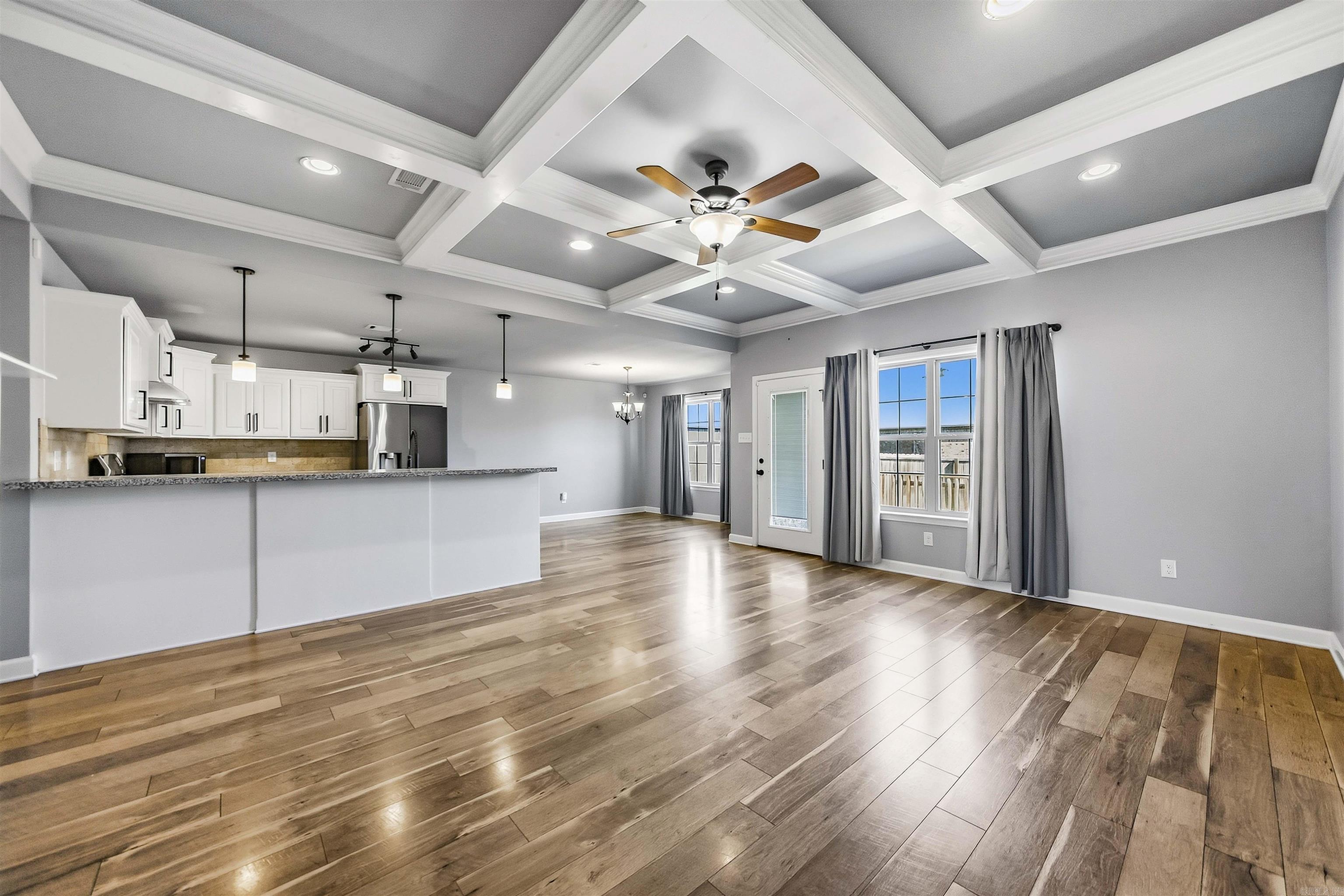 69 Smarty Jones Circle Property Photo 4