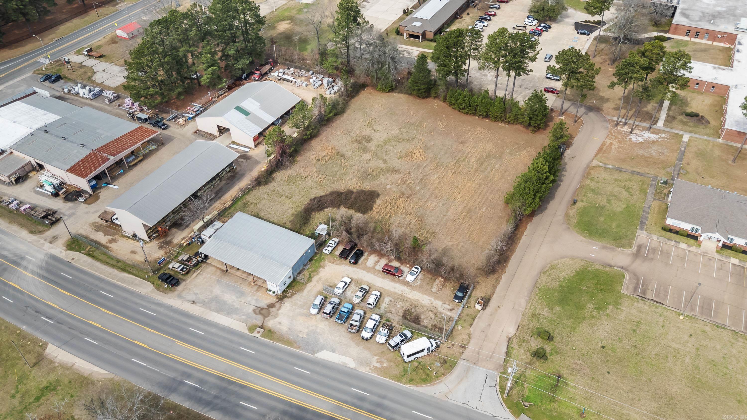 204 Bill Clinton Drive Property Photo 9