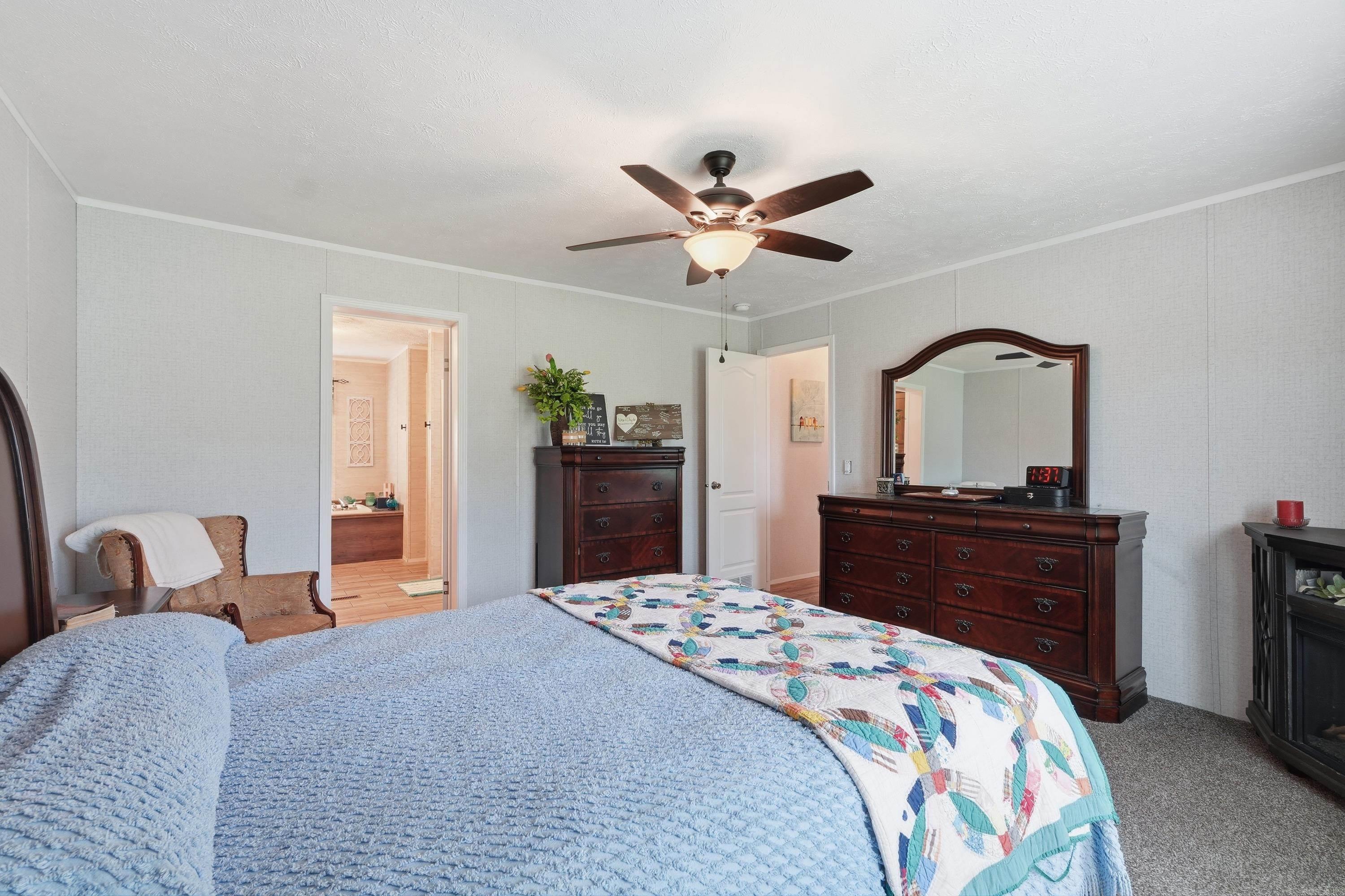 98 Rowlett Road Property Photo 23