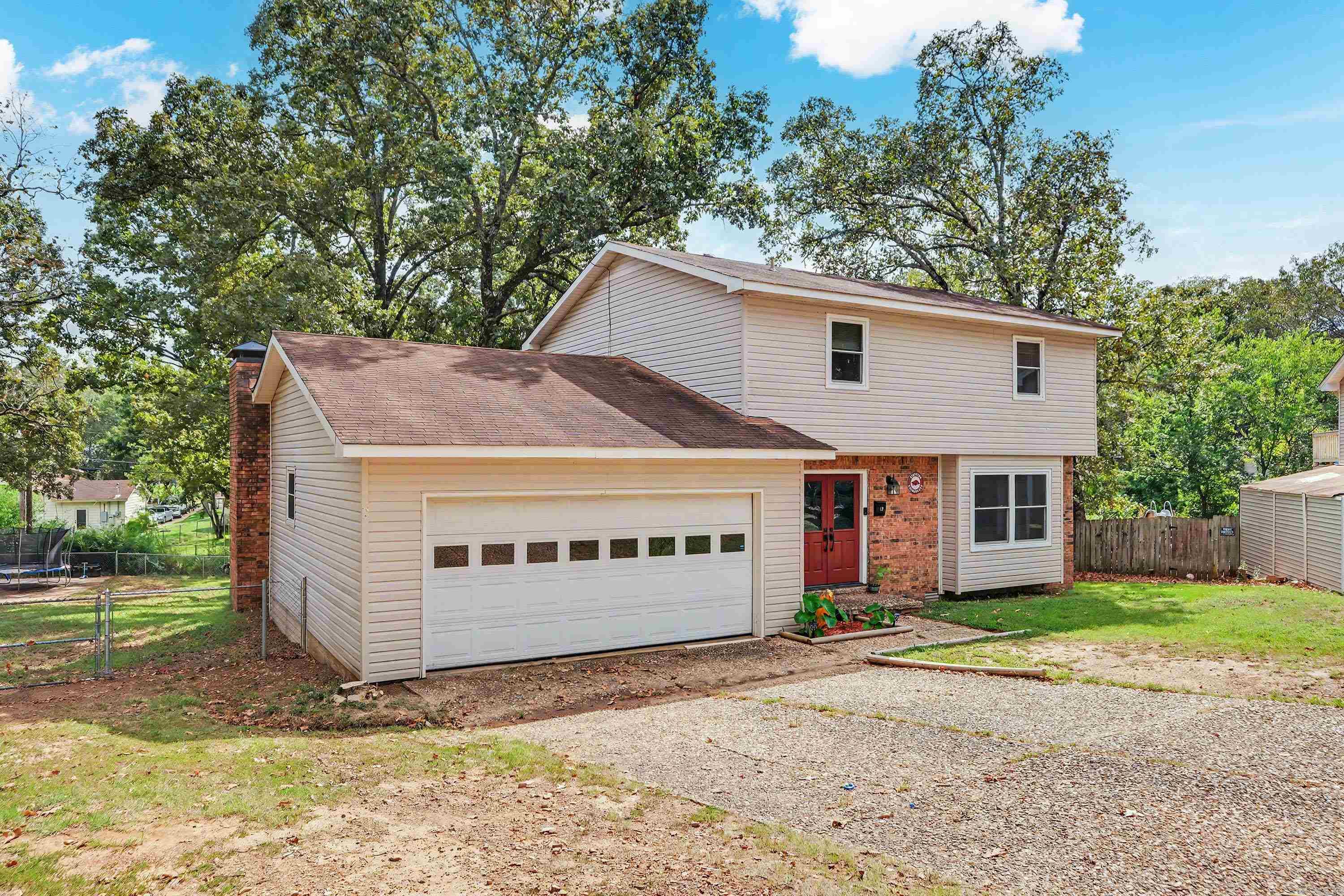 12 Sallisaw Ct Property Photo 2