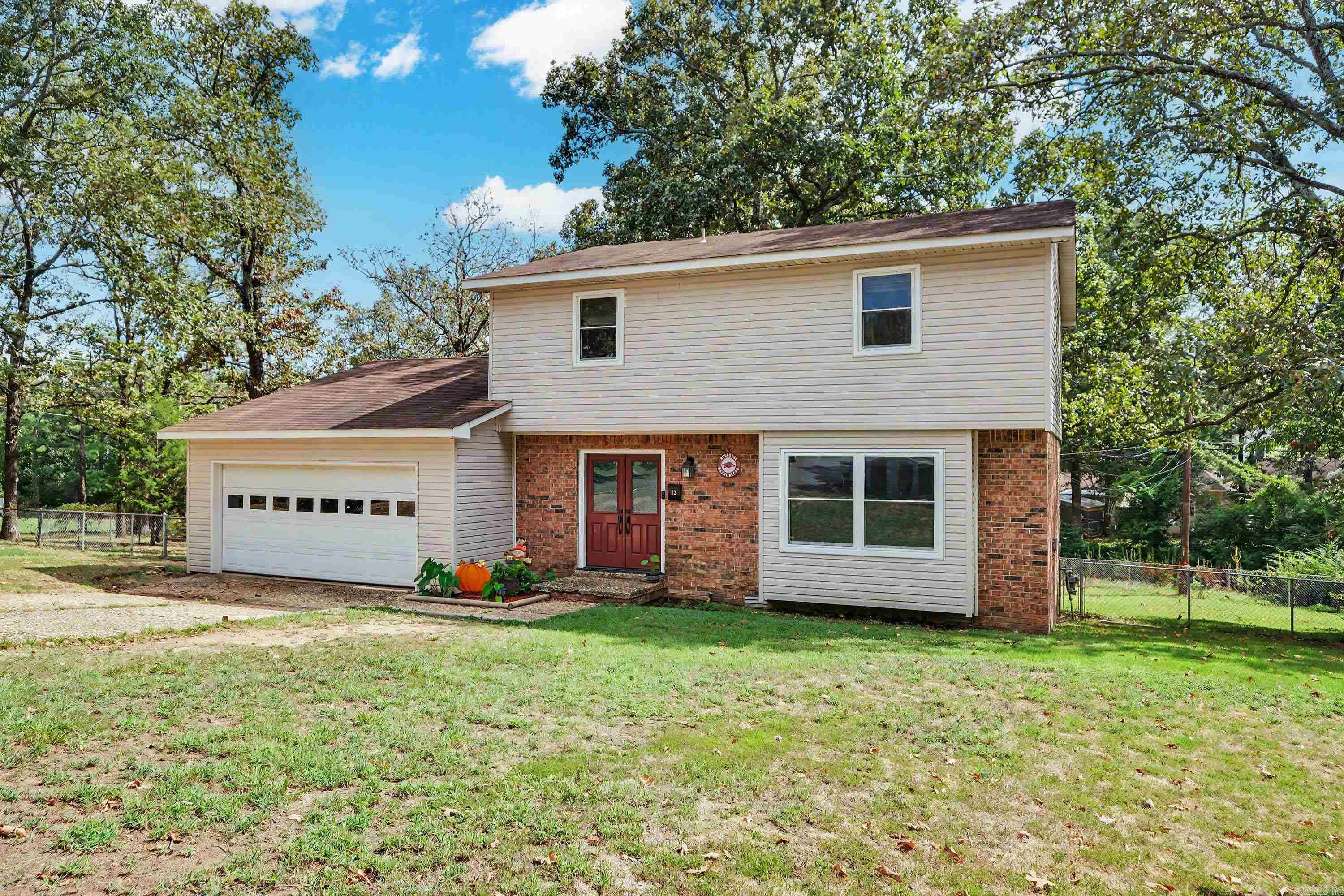 12 Sallisaw Ct Property Photo 3