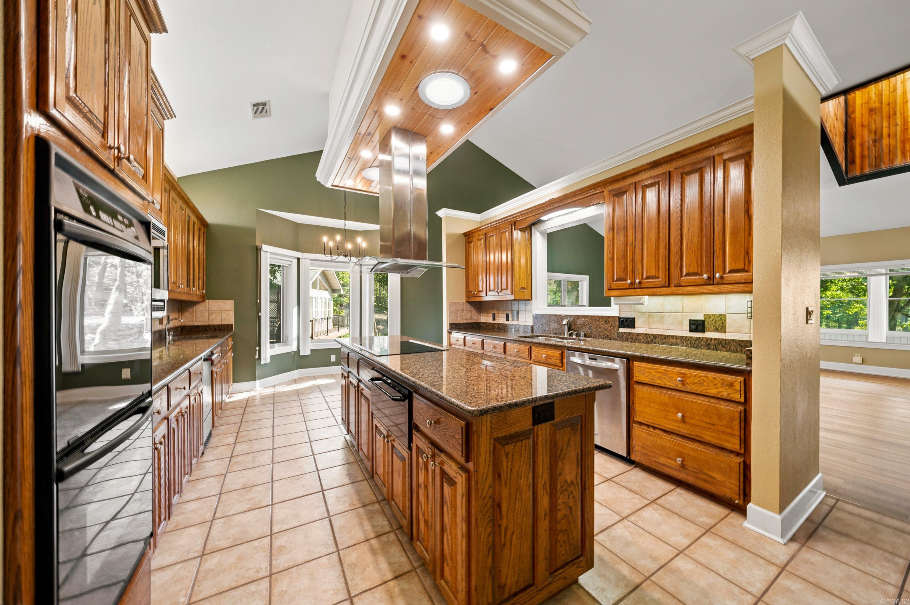 3 Ibi Lane Property Photo 18