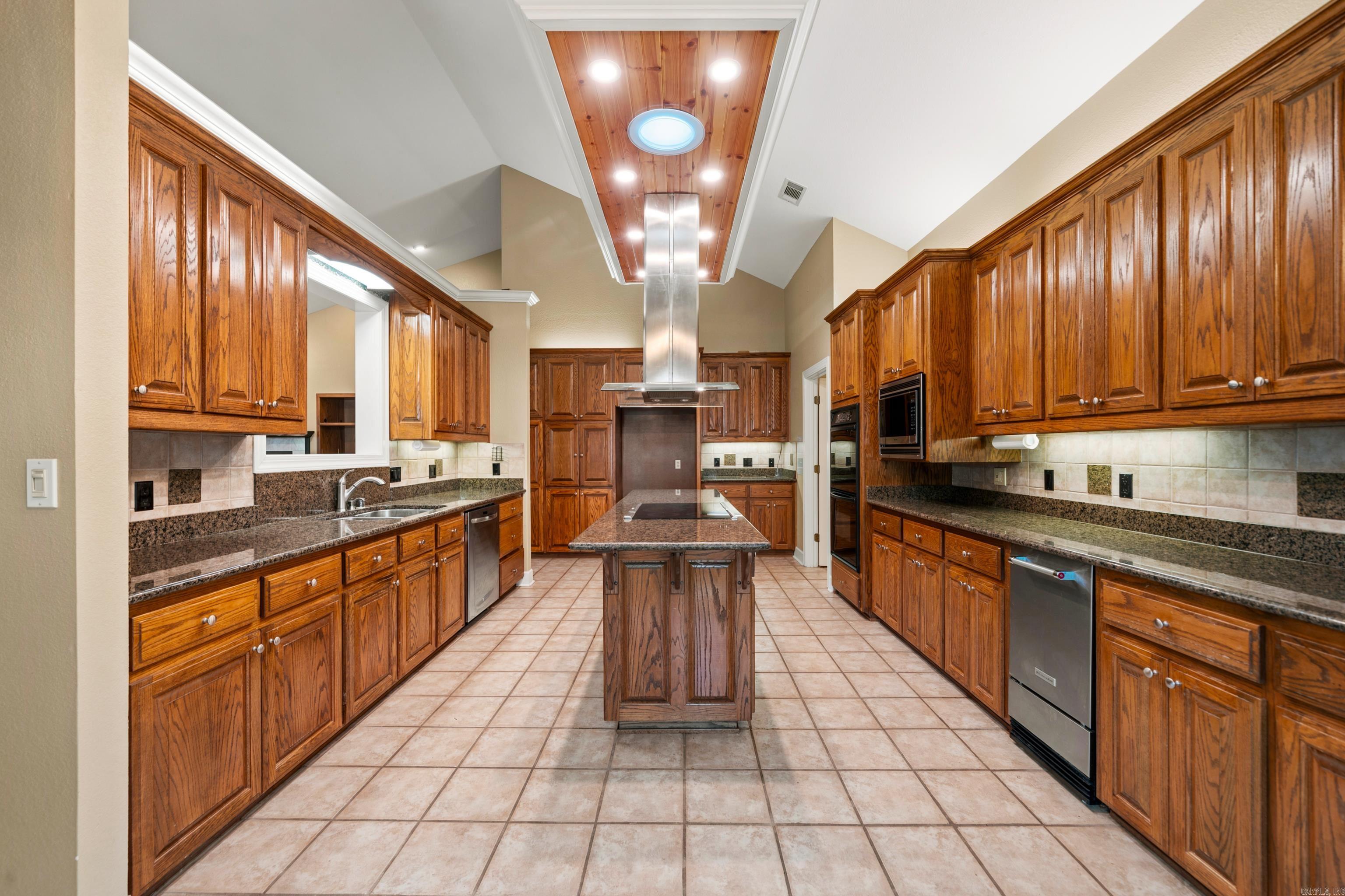 3 Ibi Lane Property Photo 19