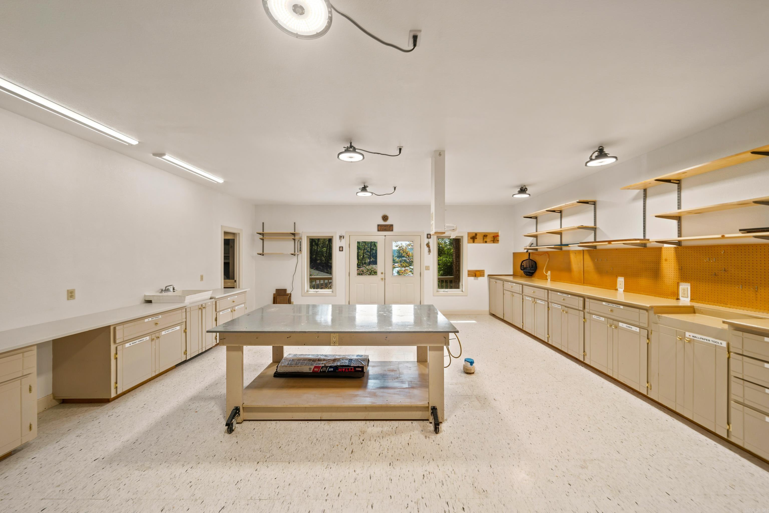 3 Ibi Lane Property Photo 41