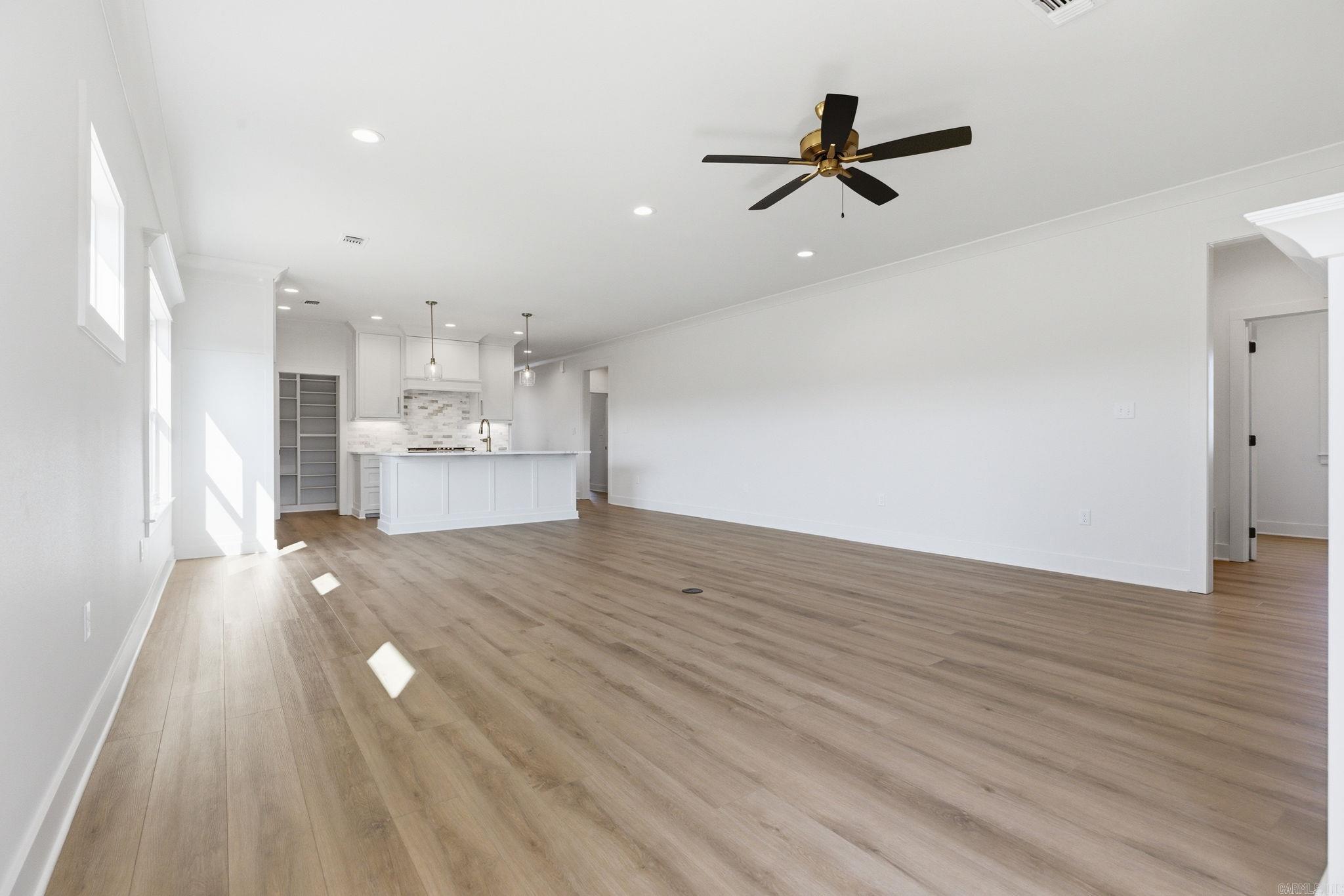 501 Court Street Property Photo 8