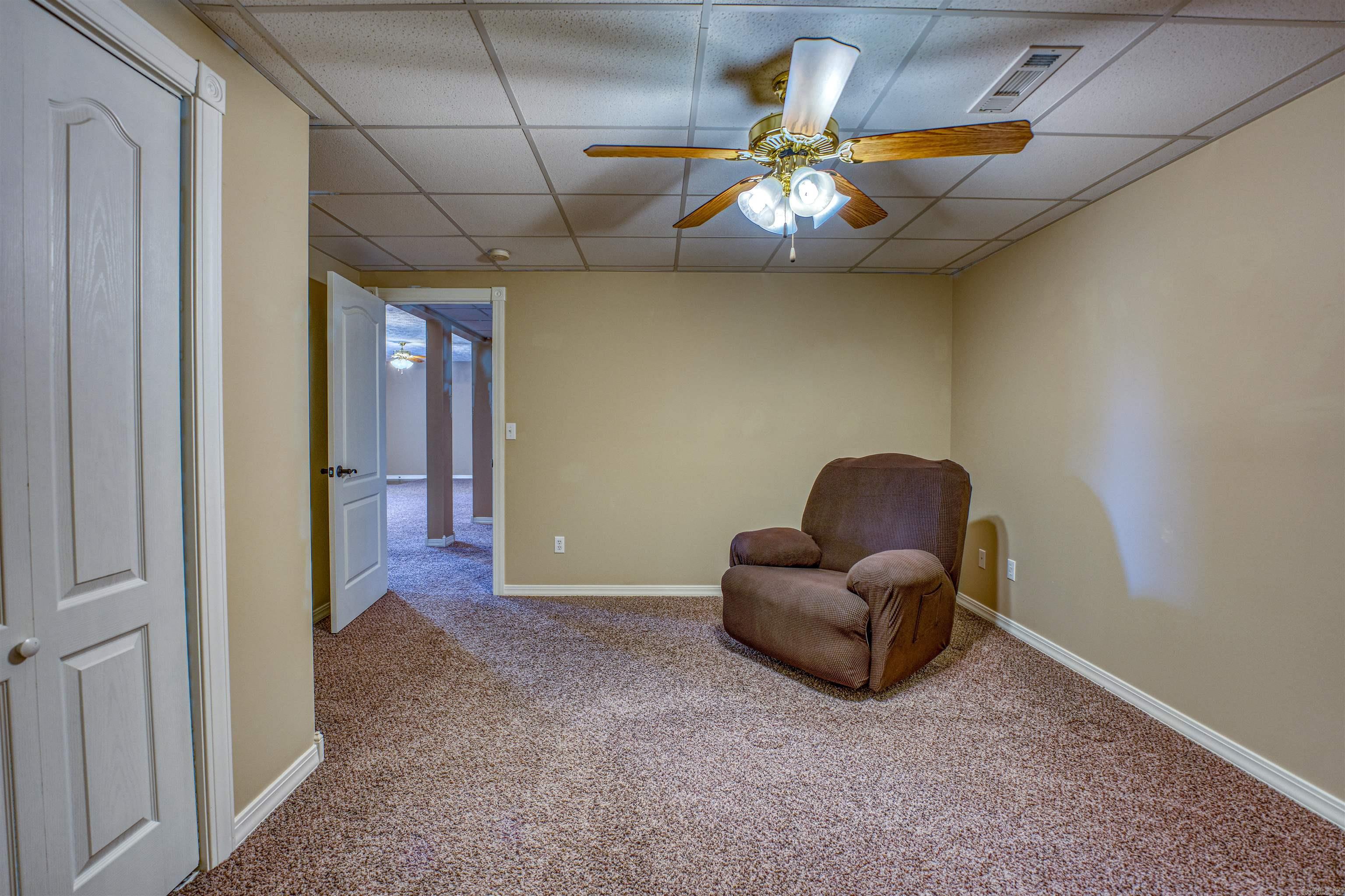 1324 W Holt Ave Property Photo 10