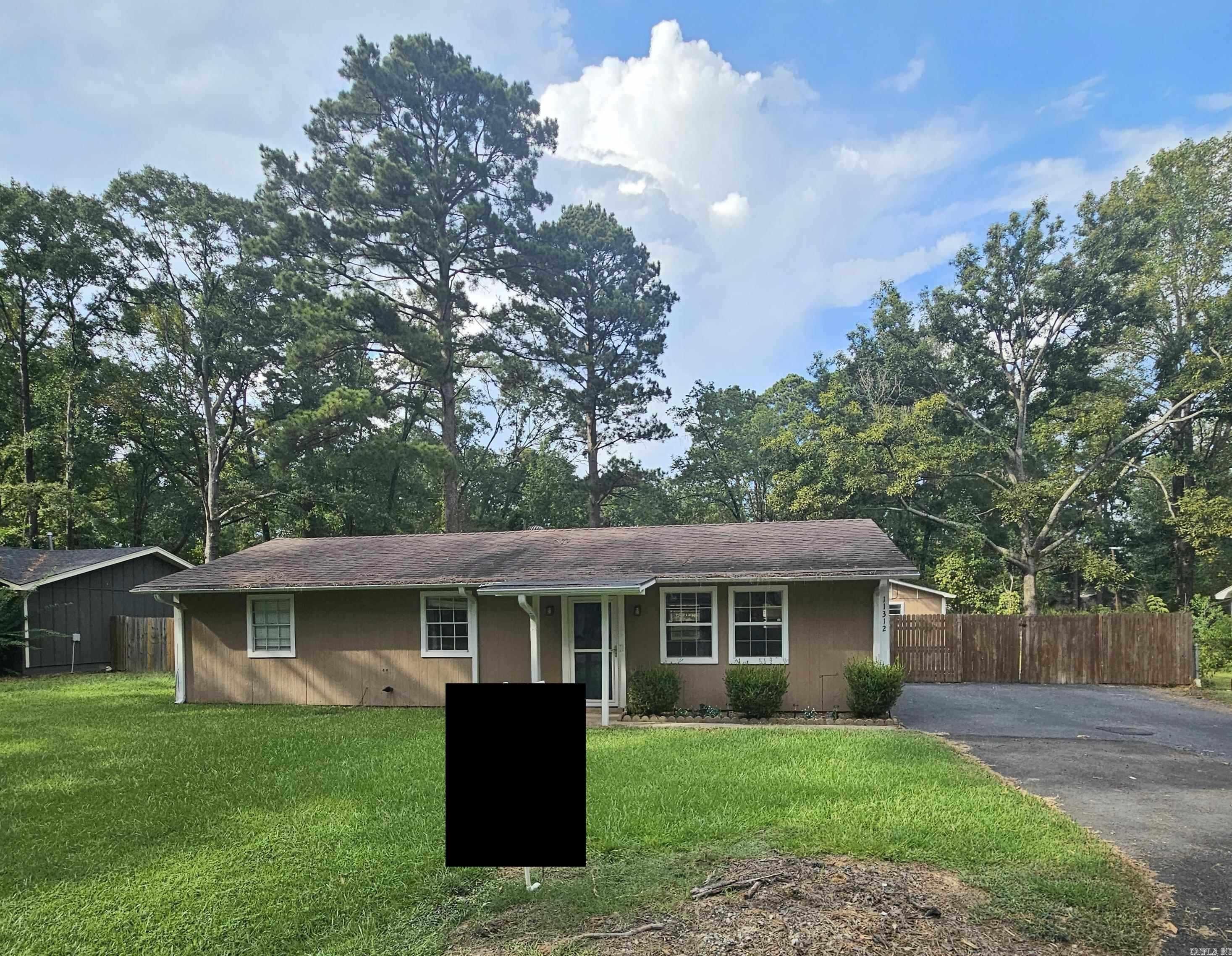 11312 Vine St Property Photo 1