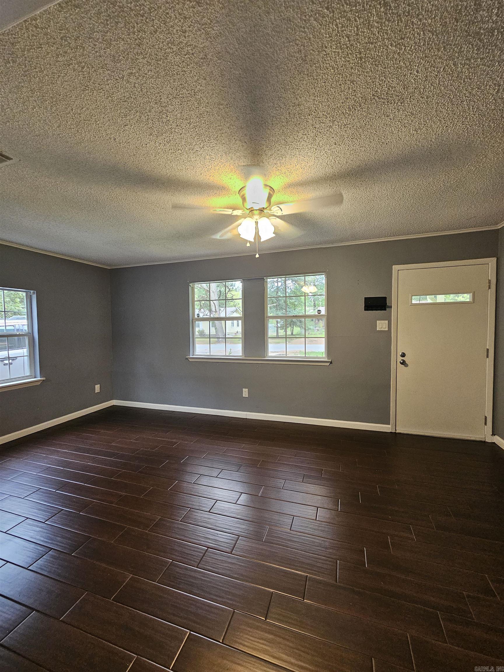 11312 Vine St Property Photo 13