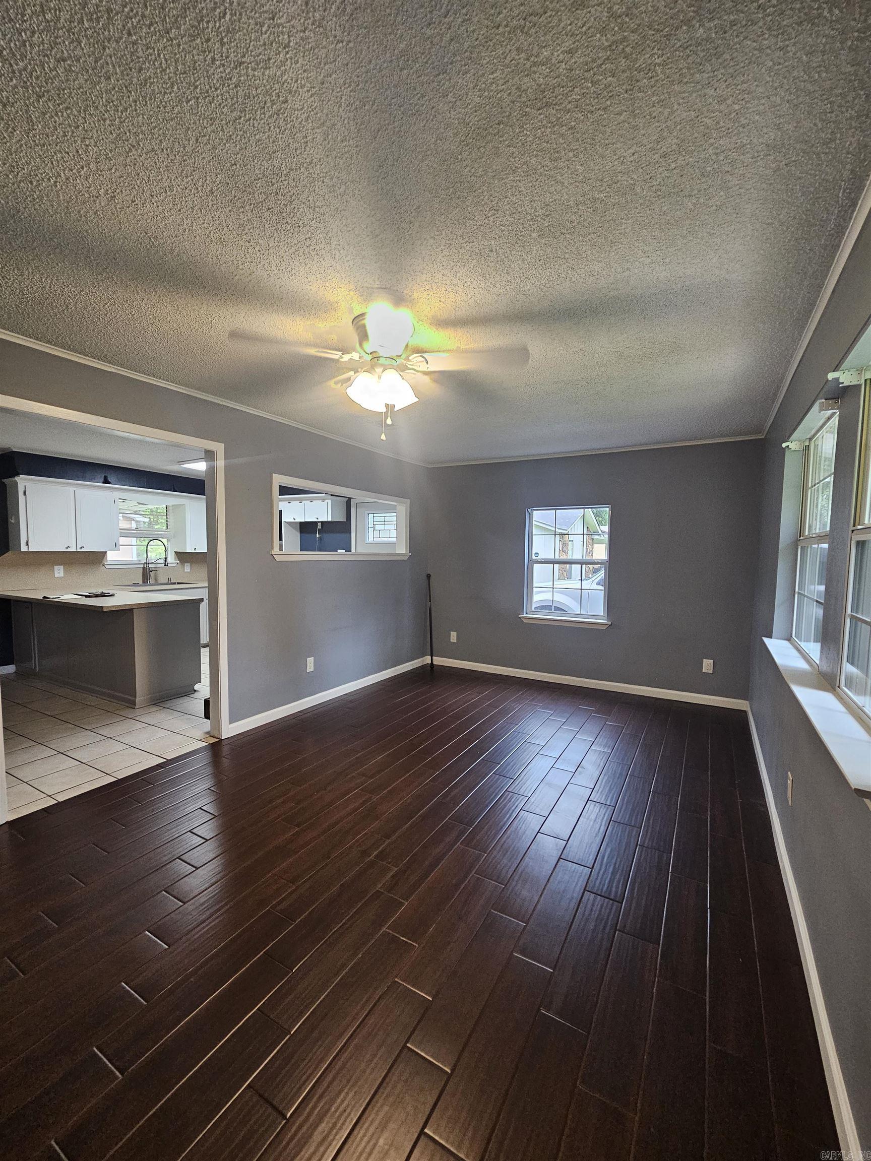 11312 Vine St Property Photo 14