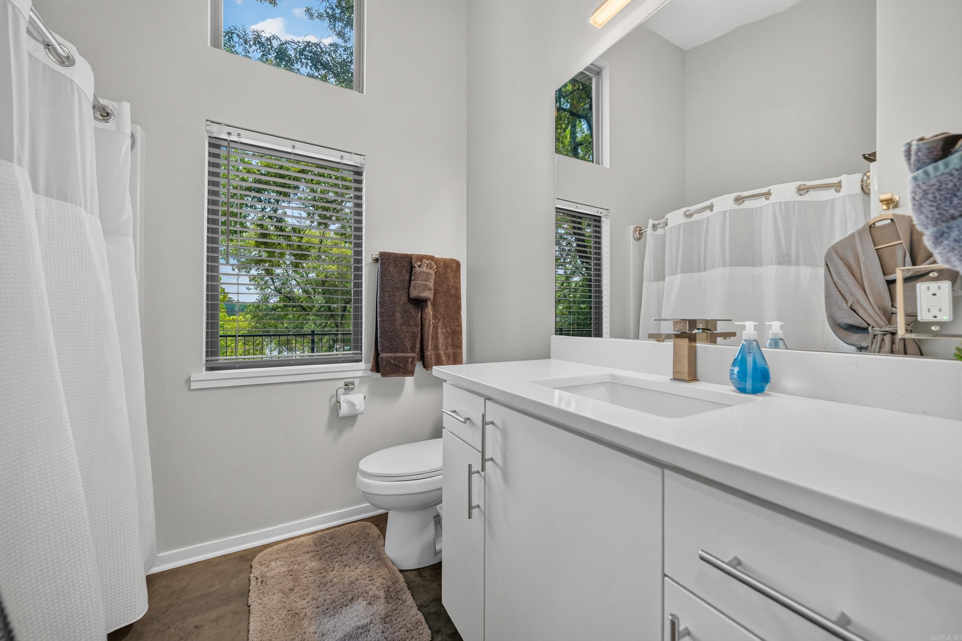679,689,683 Little Mazarn Road Property Photo 12