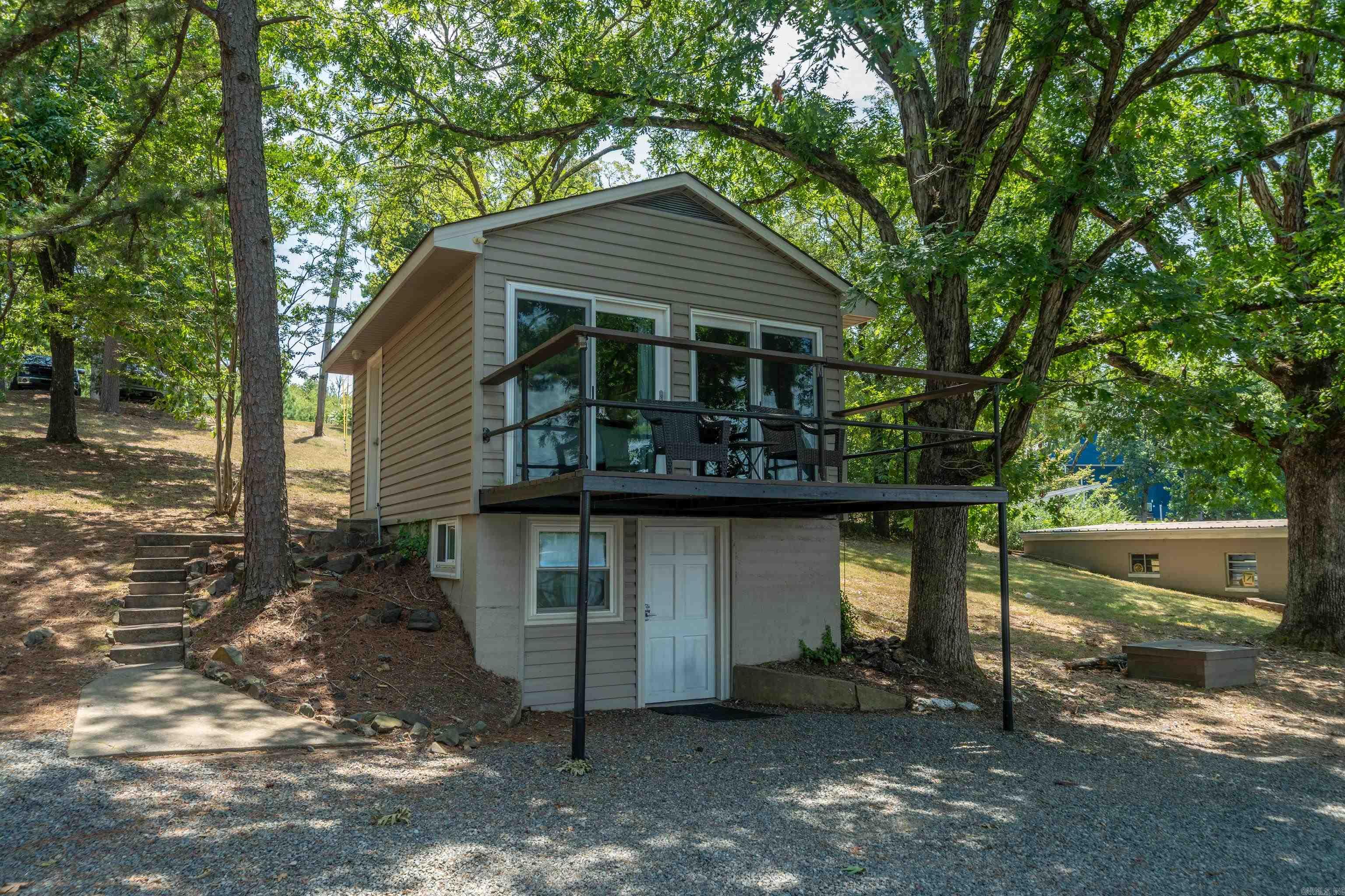 679,689,683 Little Mazarn Road Property Photo 29
