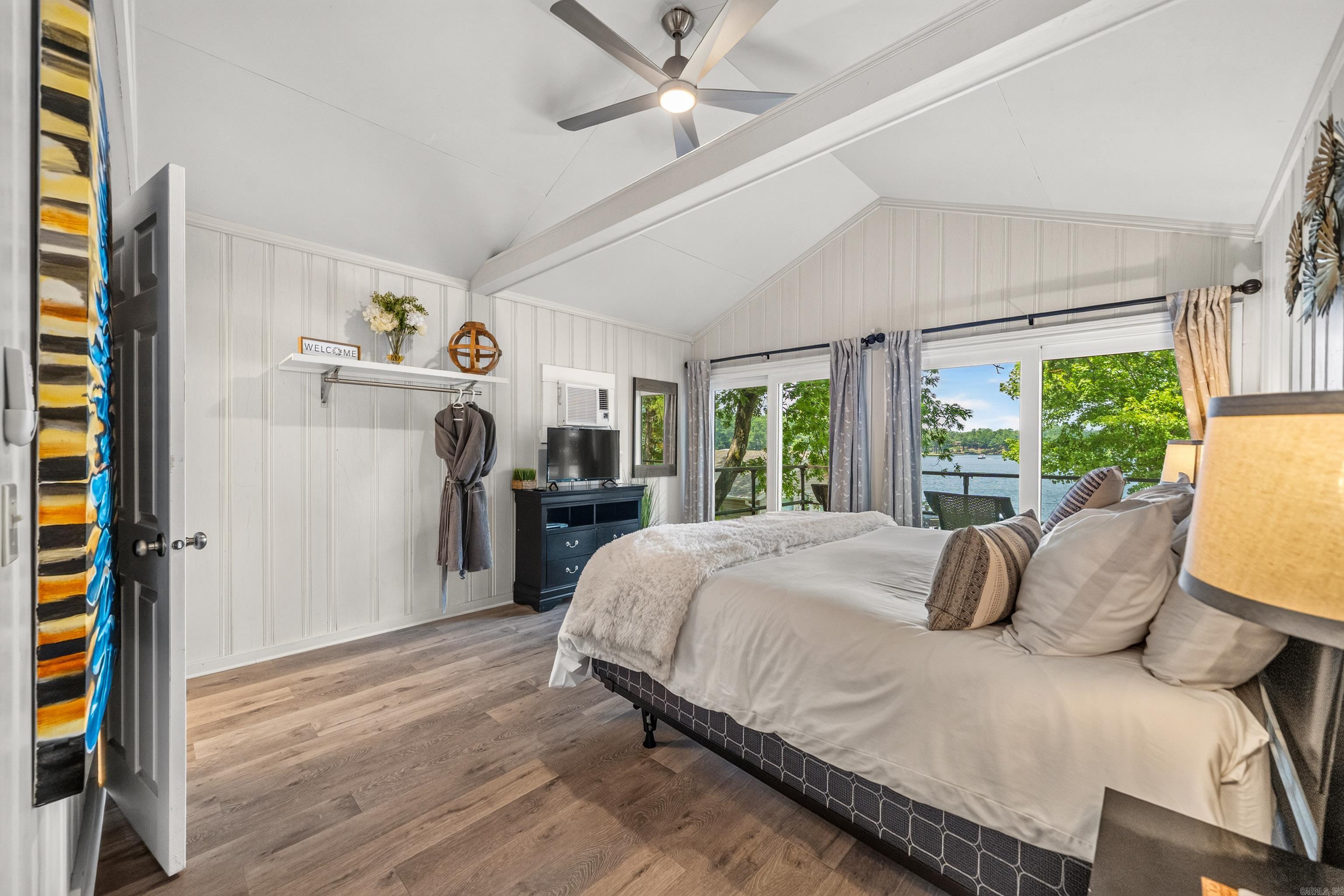 679,689,683 Little Mazarn Road Property Photo 30