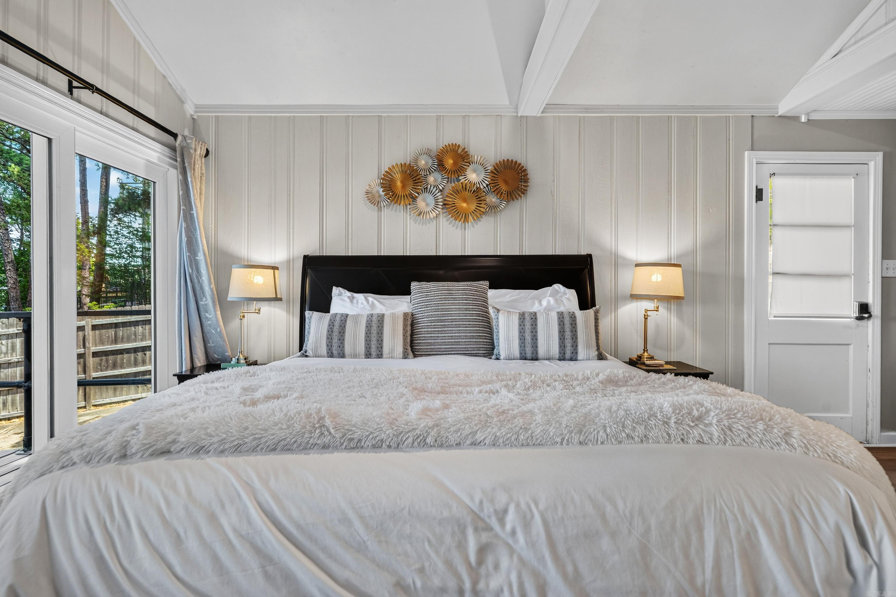 679,689,683 Little Mazarn Road Property Photo 31