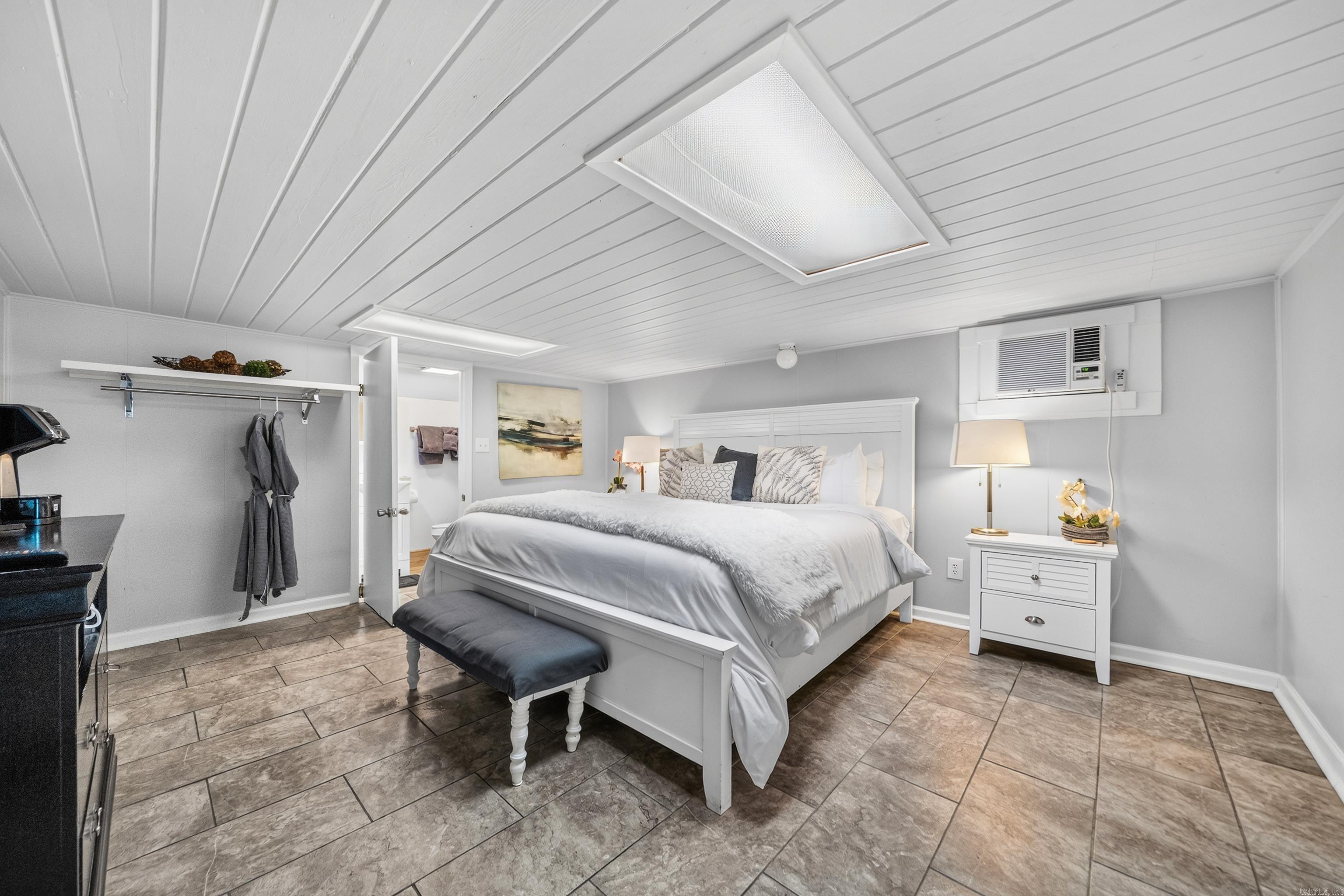 679,689,683 Little Mazarn Road Property Photo 34