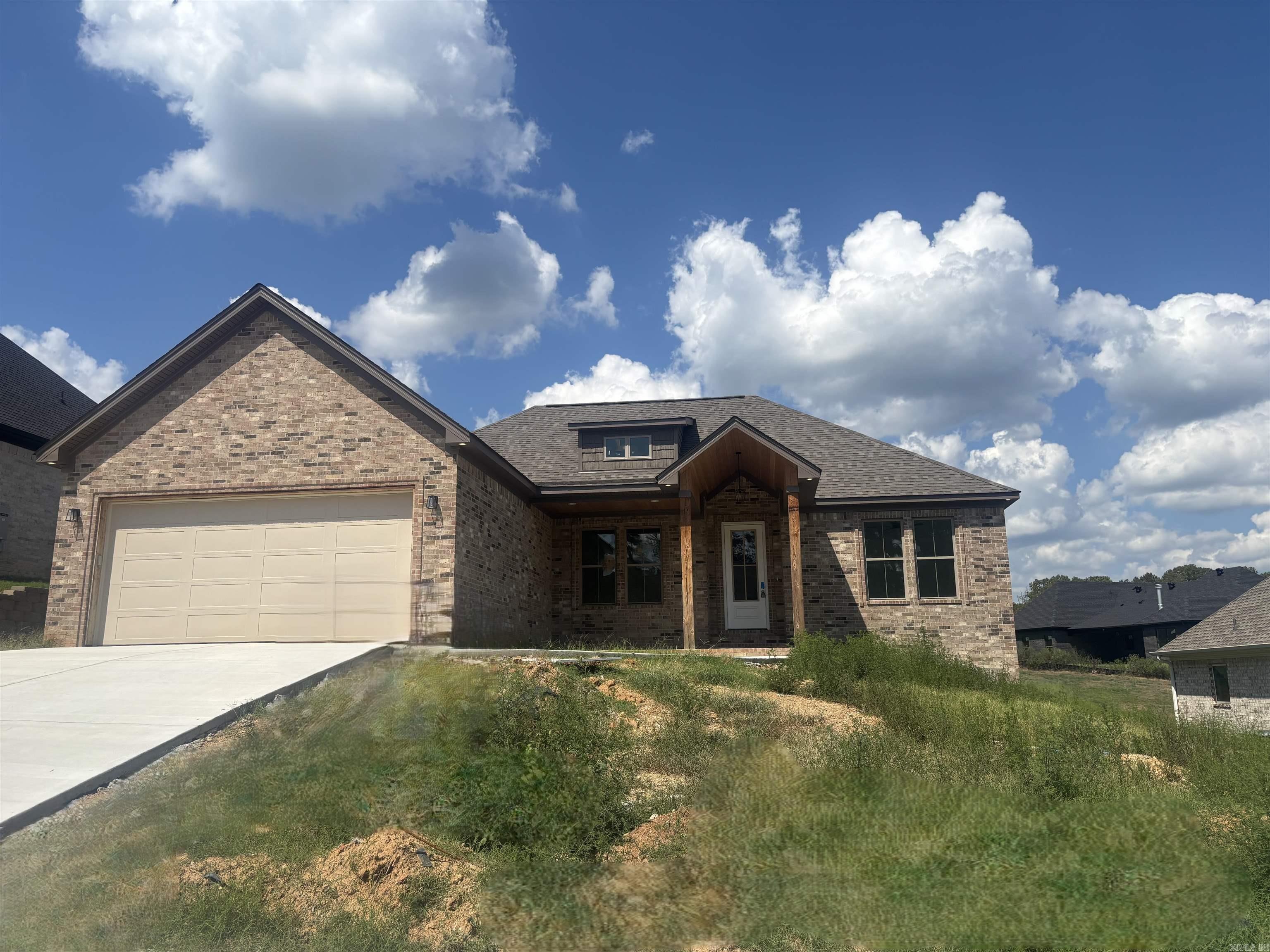 127 Harmony Village Dr Property Photo 1