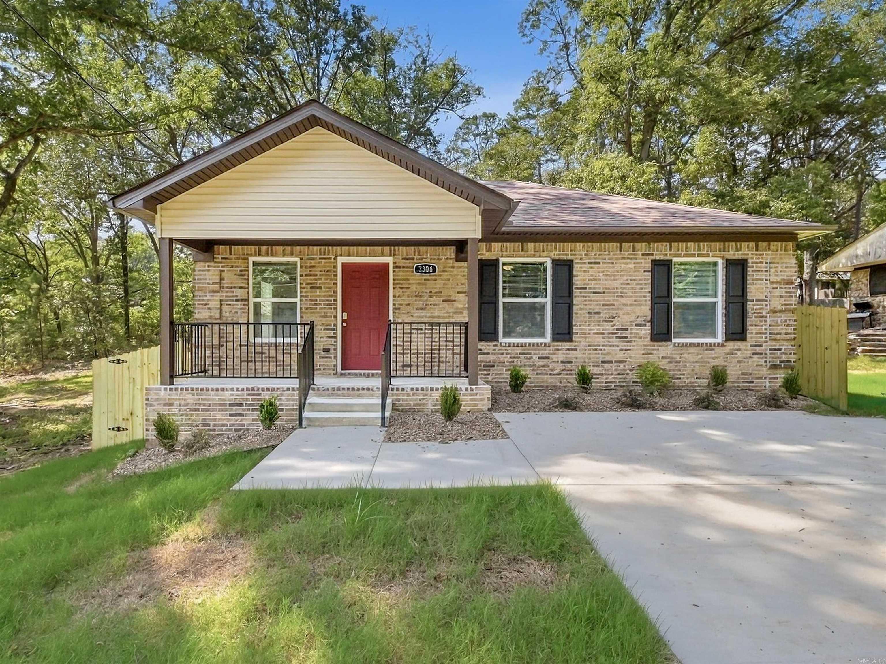 3306 Cobb Street Property Photo 1