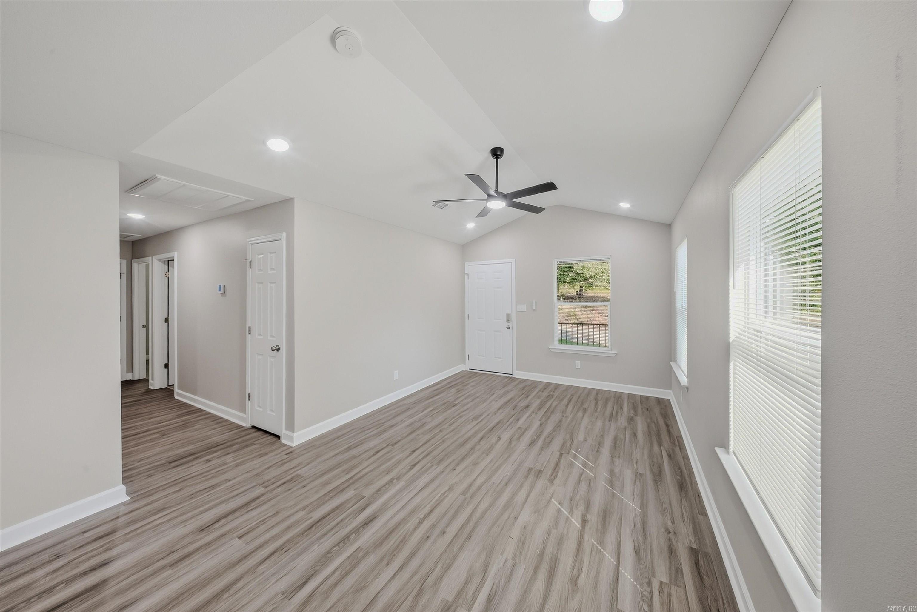 3306 Cobb Street Property Photo 9