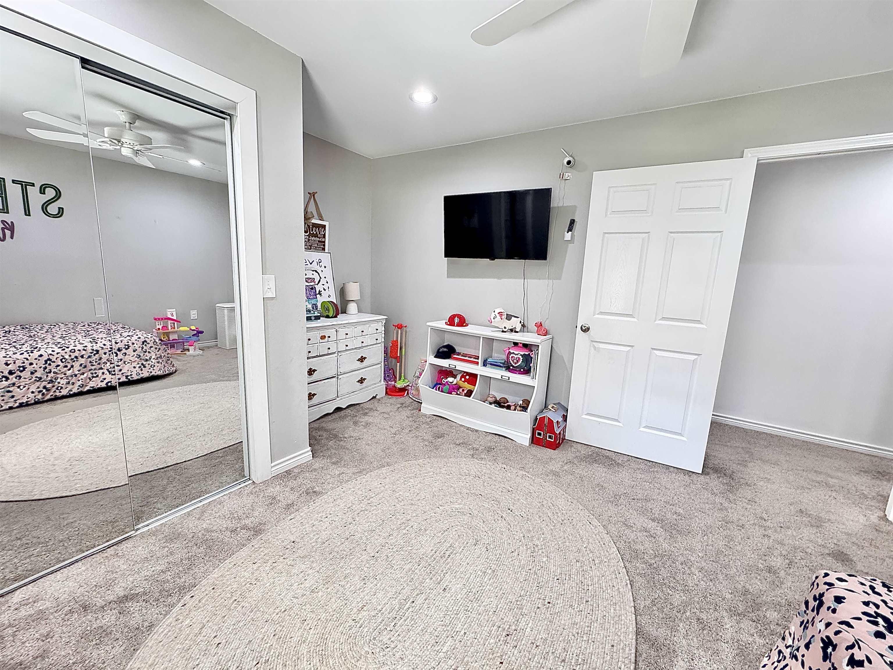 1421 E Justice Road Property Photo 16