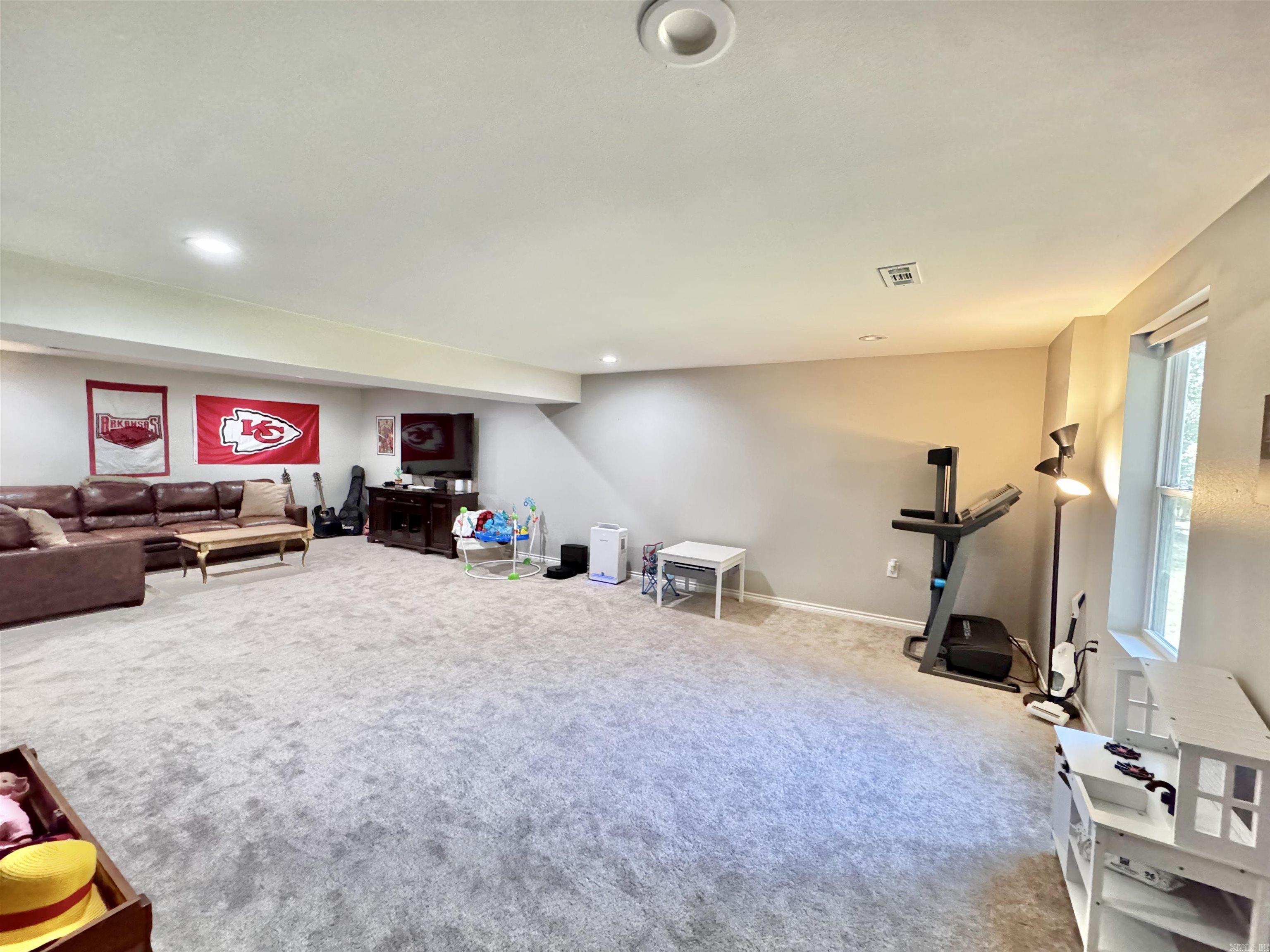 1421 E Justice Road Property Photo 28