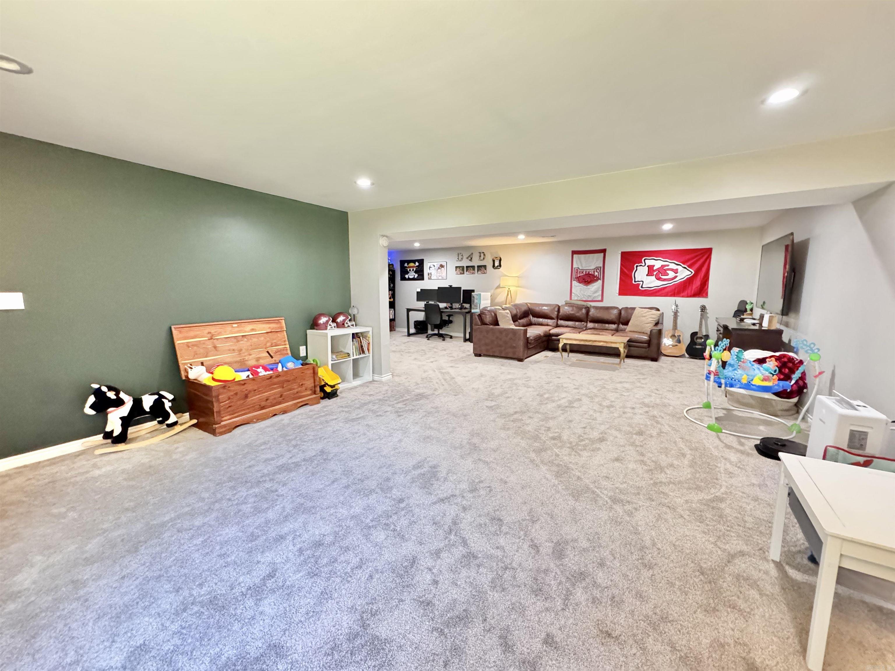 1421 E Justice Road Property Photo 29